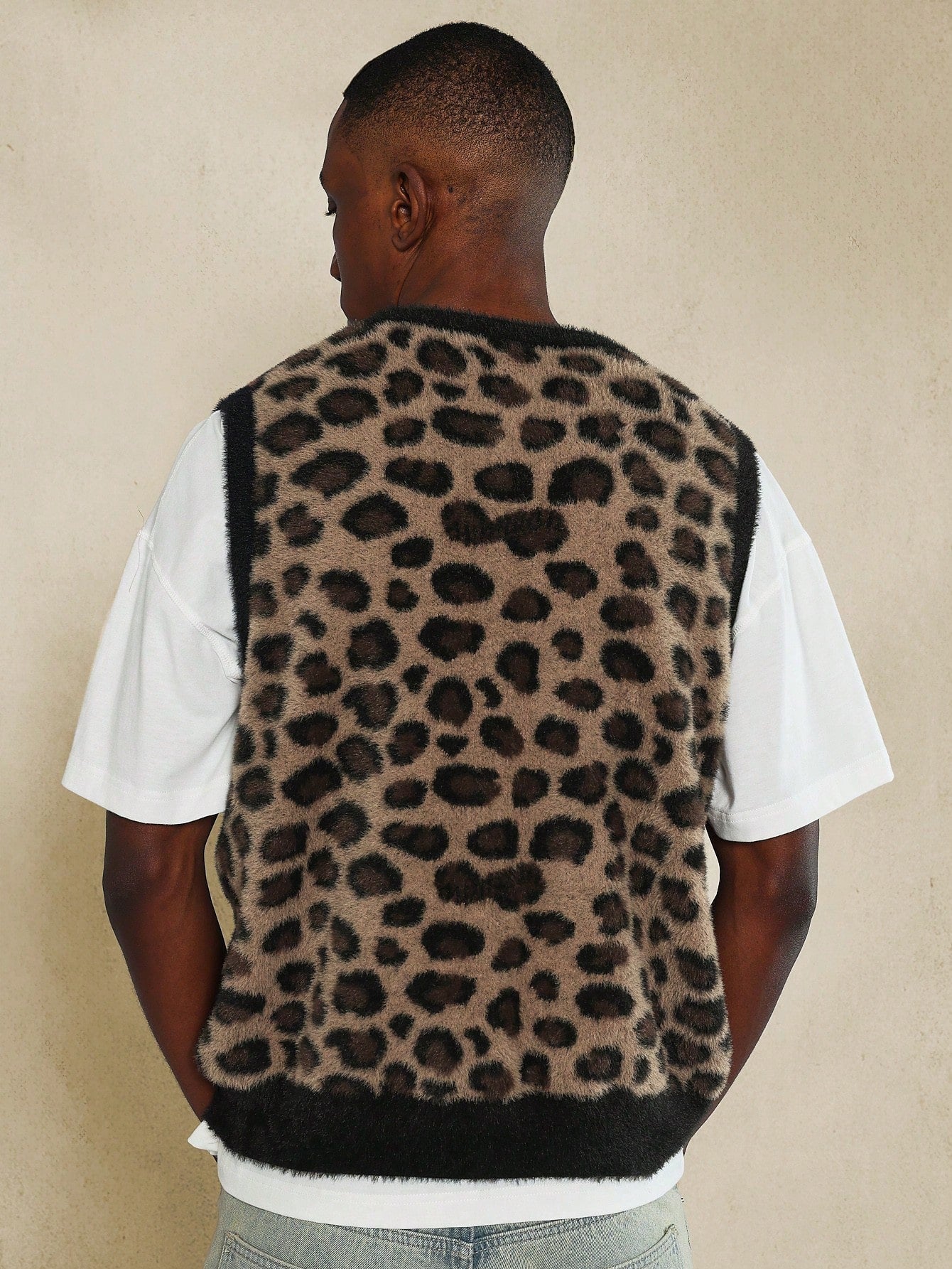 Cozy Knit Leopard Print Sweater Vest With Rib Details At Crew Neck, Arm Holes And Hem