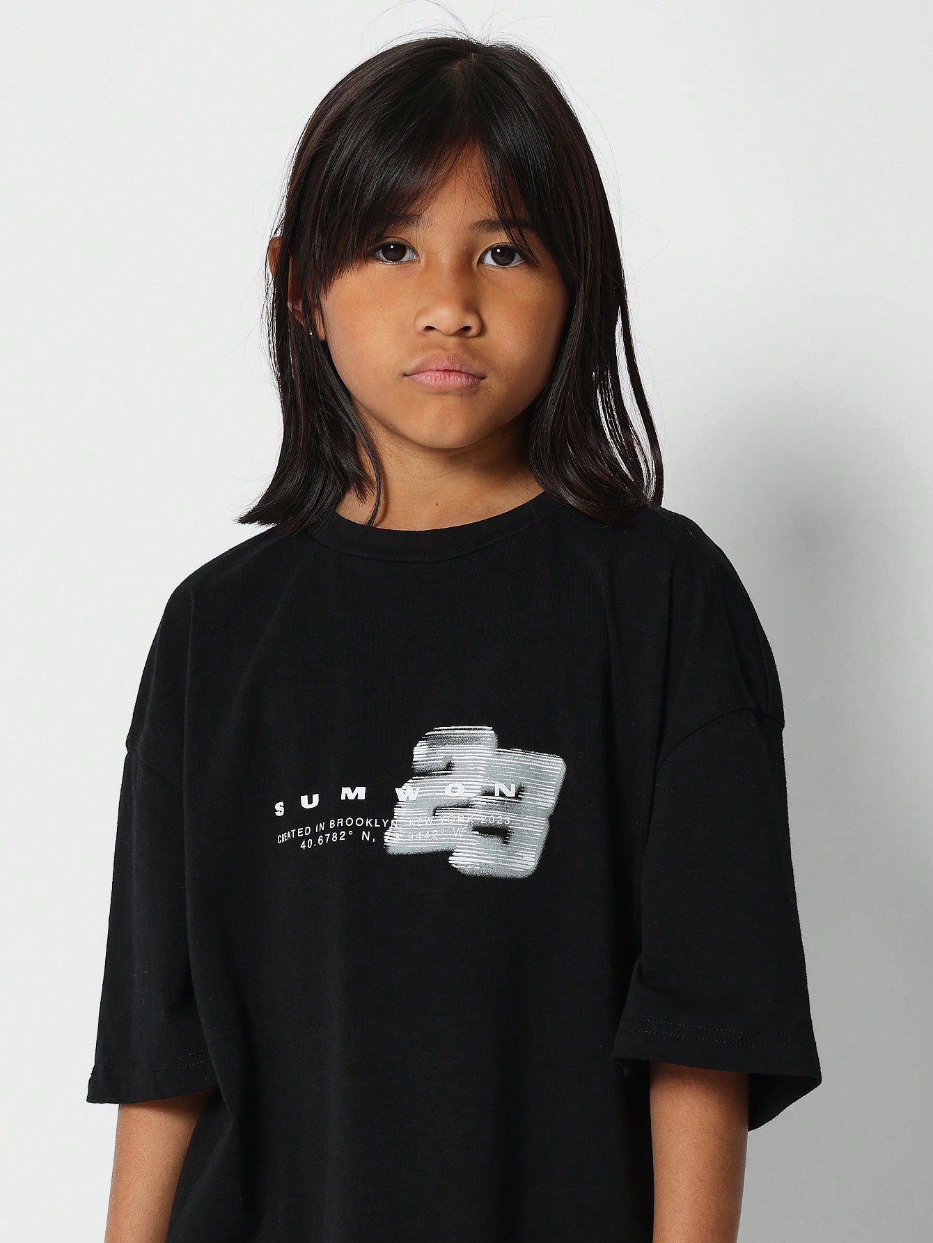 Tween Girls Oversized Fit Tee With Back Print