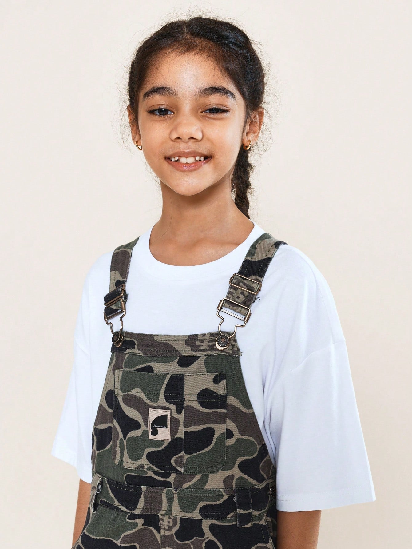 Tween Girls Dungaree With All Over Camo Print