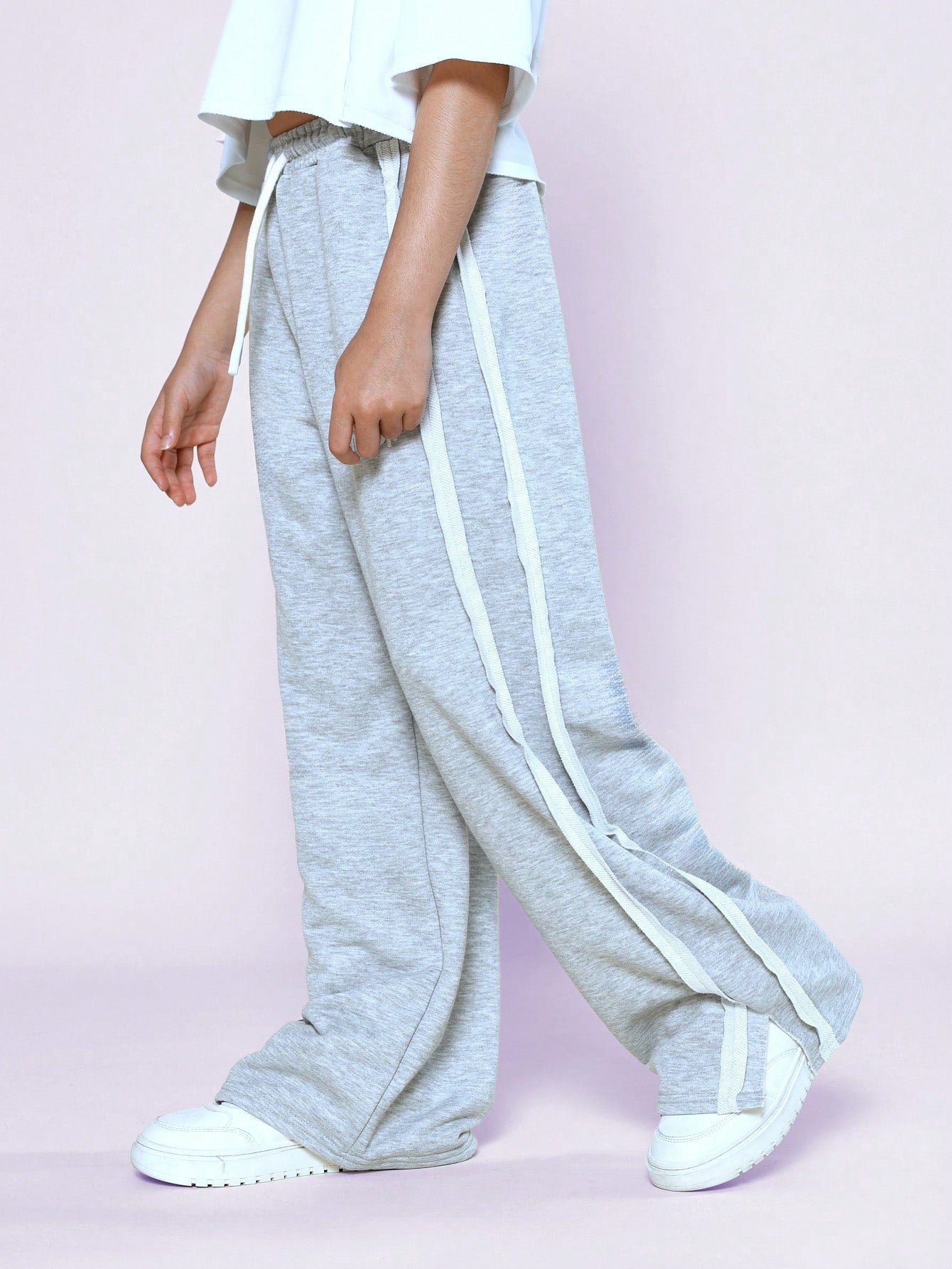 Tween Girls Wide Leg Fit Jogger With Exposed Side Seams