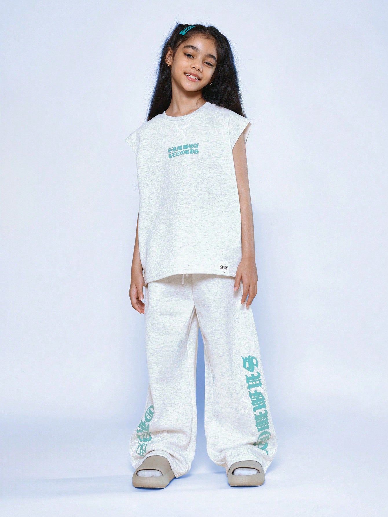 Tween Girls Boxy Fit Tank And Loose Fit Jogger With Print 2 Piece Set