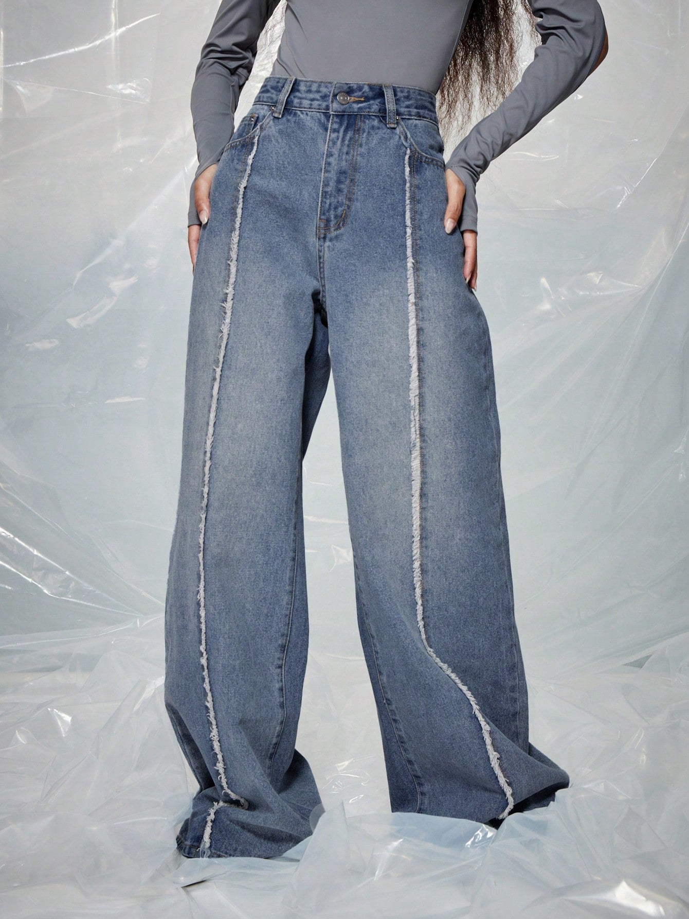 SUMWON WOMEN Wide Leg Front Seam Denim Jeans With Front Frayed Edge & Back Applique