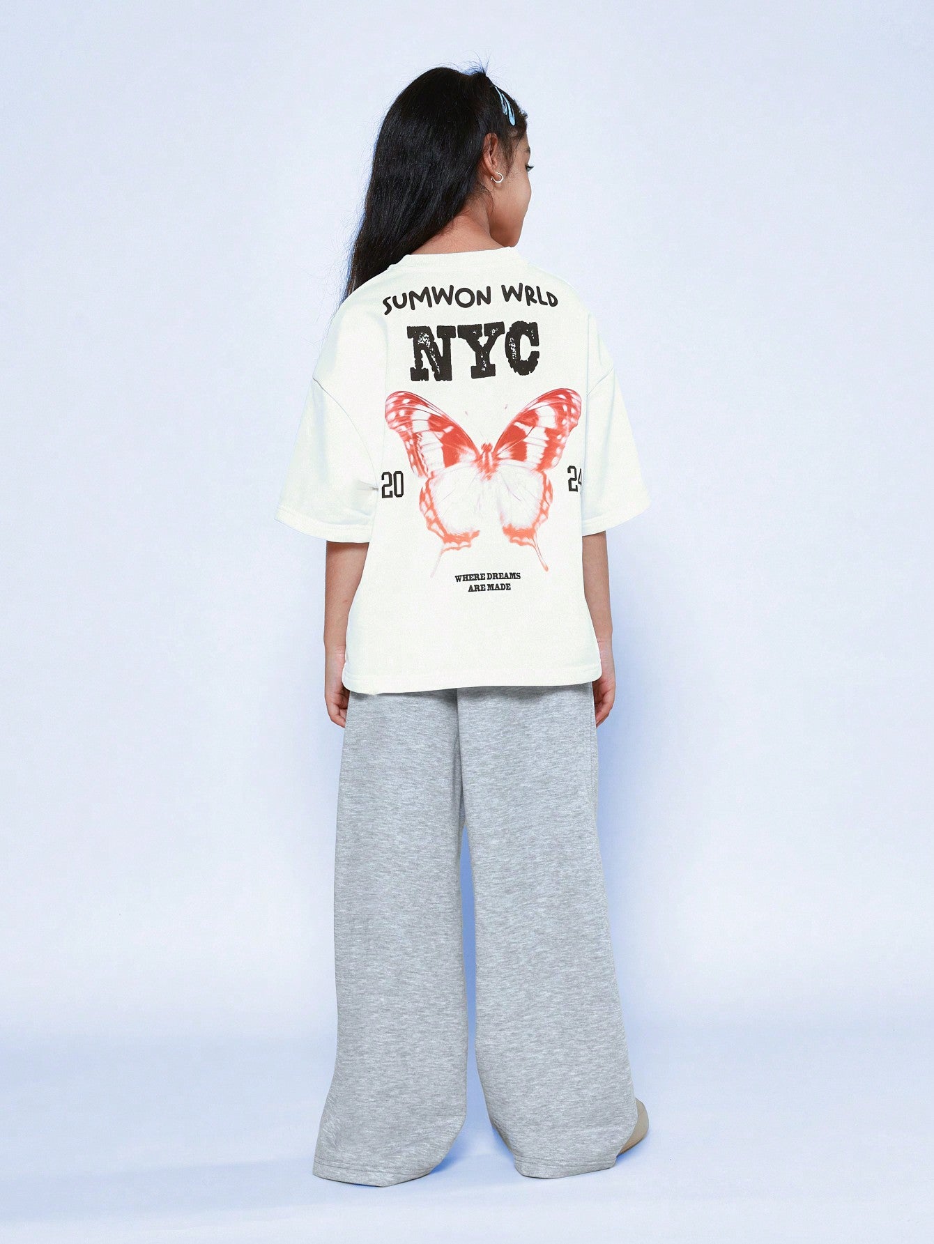 Tween Girls Oversized Fit Tee With NYC Letter & Butterfly Graphic Print And Straight Fit Jogger 2 Piece Set