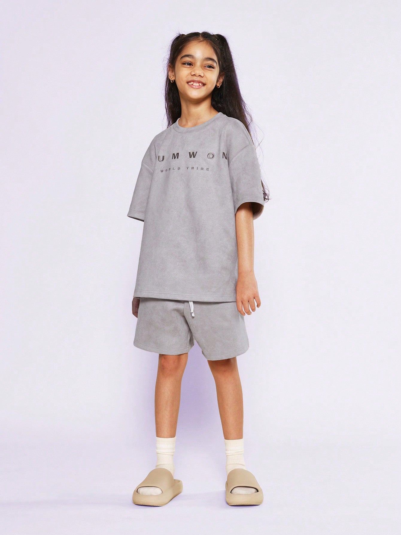 Tween Girls Oversized Fit Tee And Drop Crotch Short With Embroidered Print 2 Piece Set