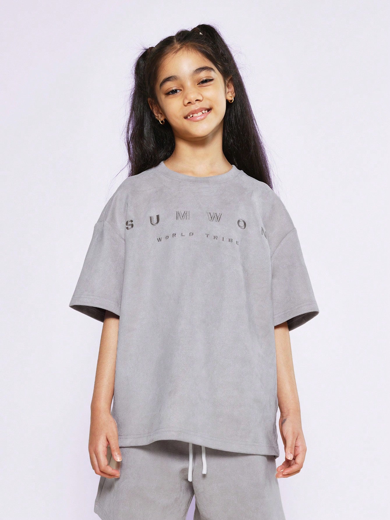 Tween Girls Oversized Fit Tee And Drop Crotch Short With Embroidered Print 2 Piece Set