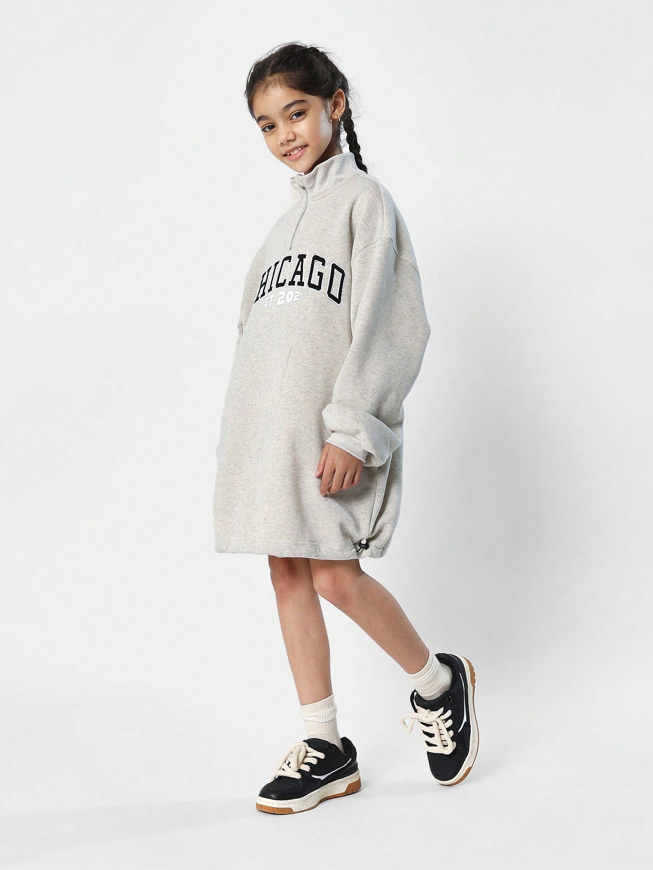 Tween Girls Oversized Funnel Neck Half Zip Sweatshirt With Chicago Applique Letter