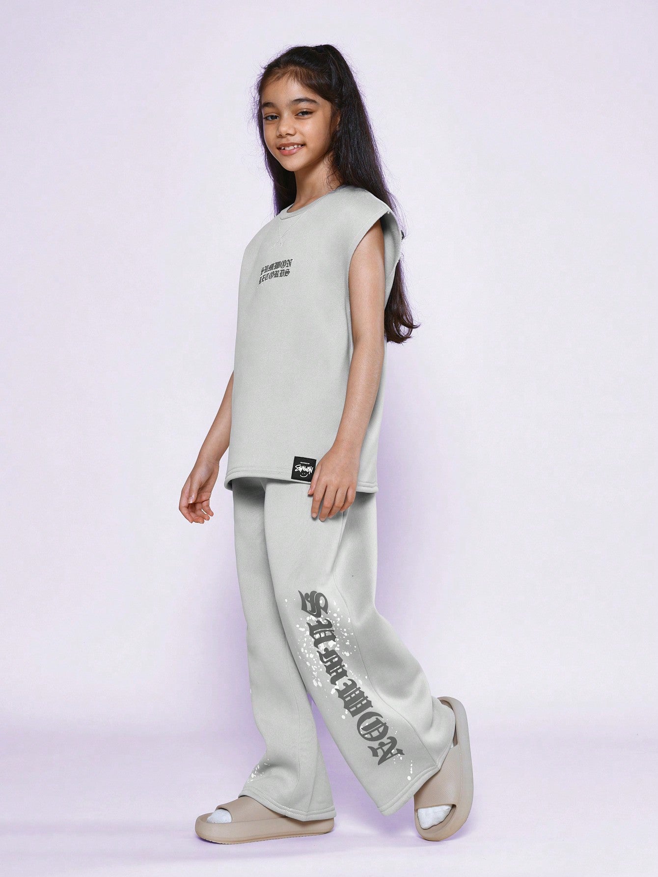 Tween Girls Boxy Fit Tank And Loose Fit Jogger With Print 2 Piece Set