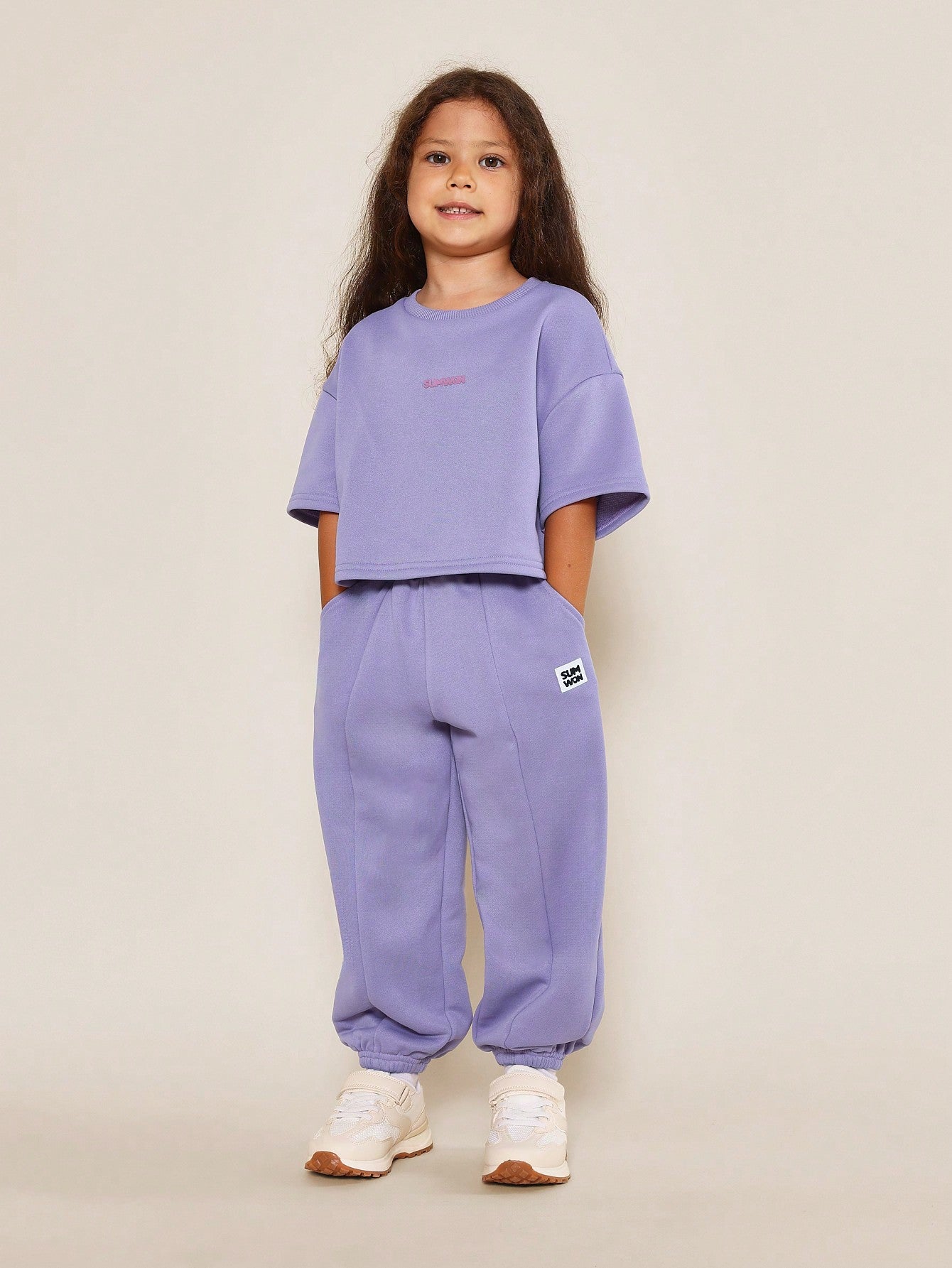 Young Girls Everyday Play Boxy T-Shirt And Jogger 2 Piece Set With Graphic Print