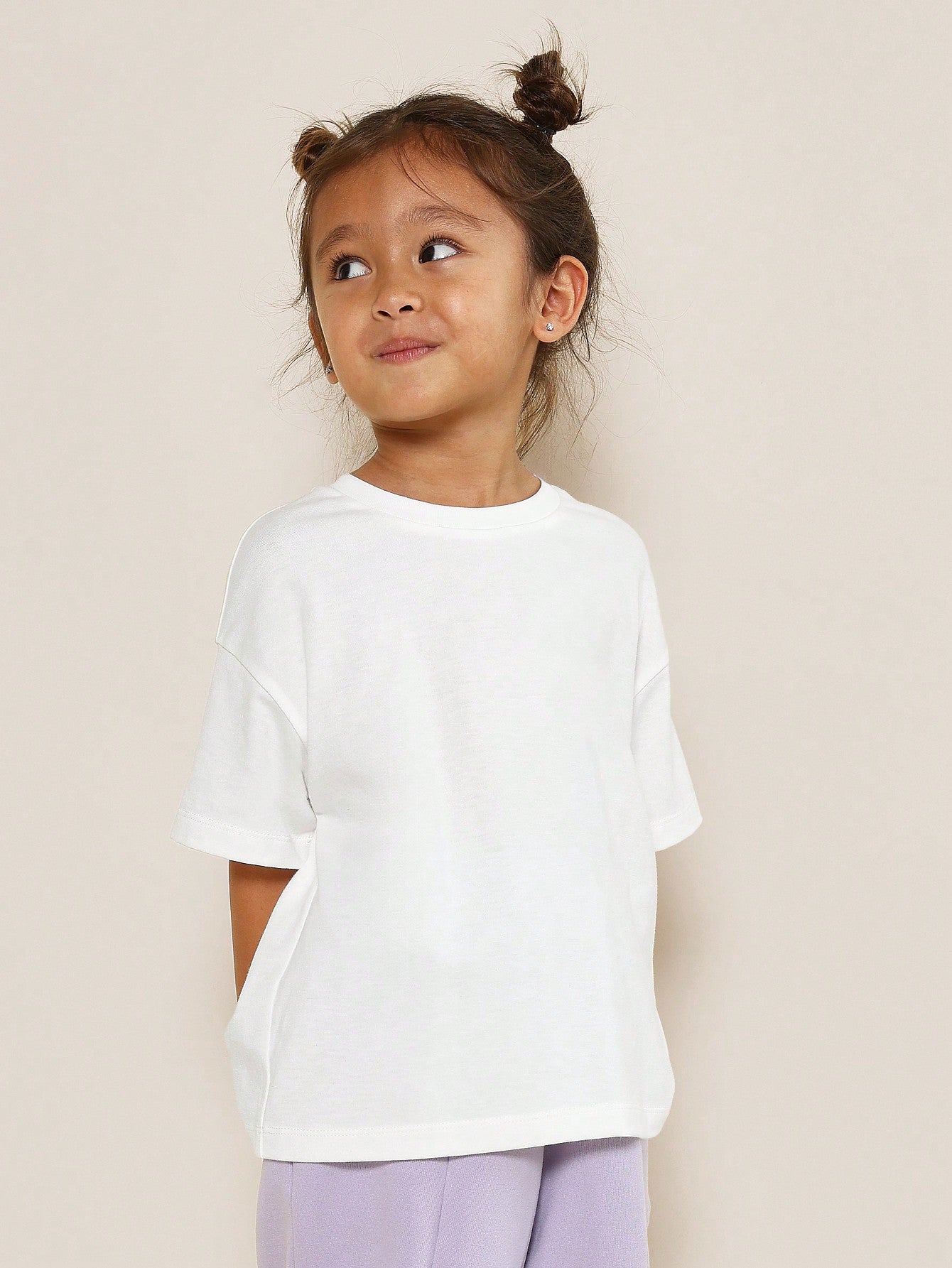 Young Girls Everyday Essentials Oversized T-Shirt With Branded Badge