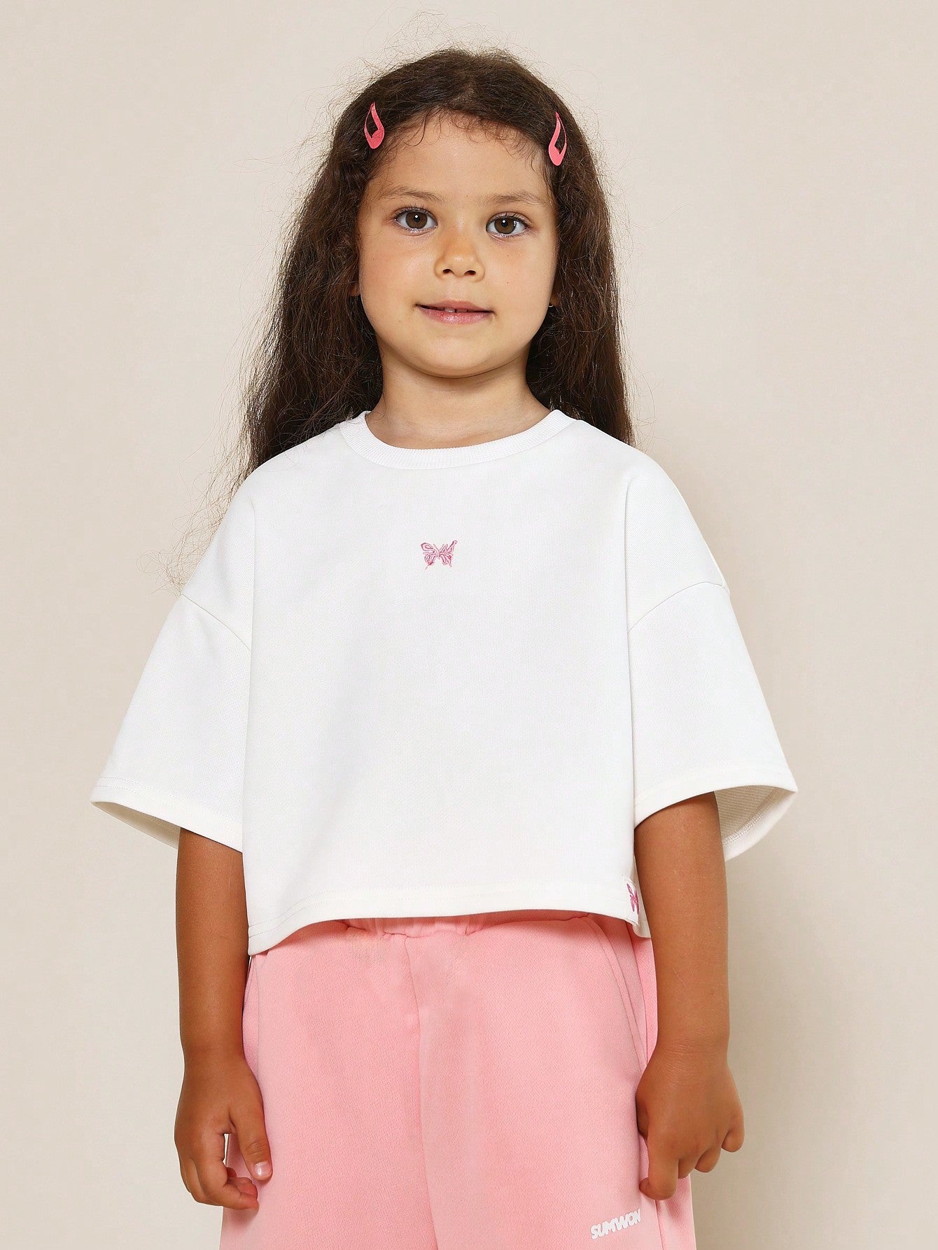 Young Girls Everyday Comfort Boxy Fit T-Shirt With Butterfly Print Graphic