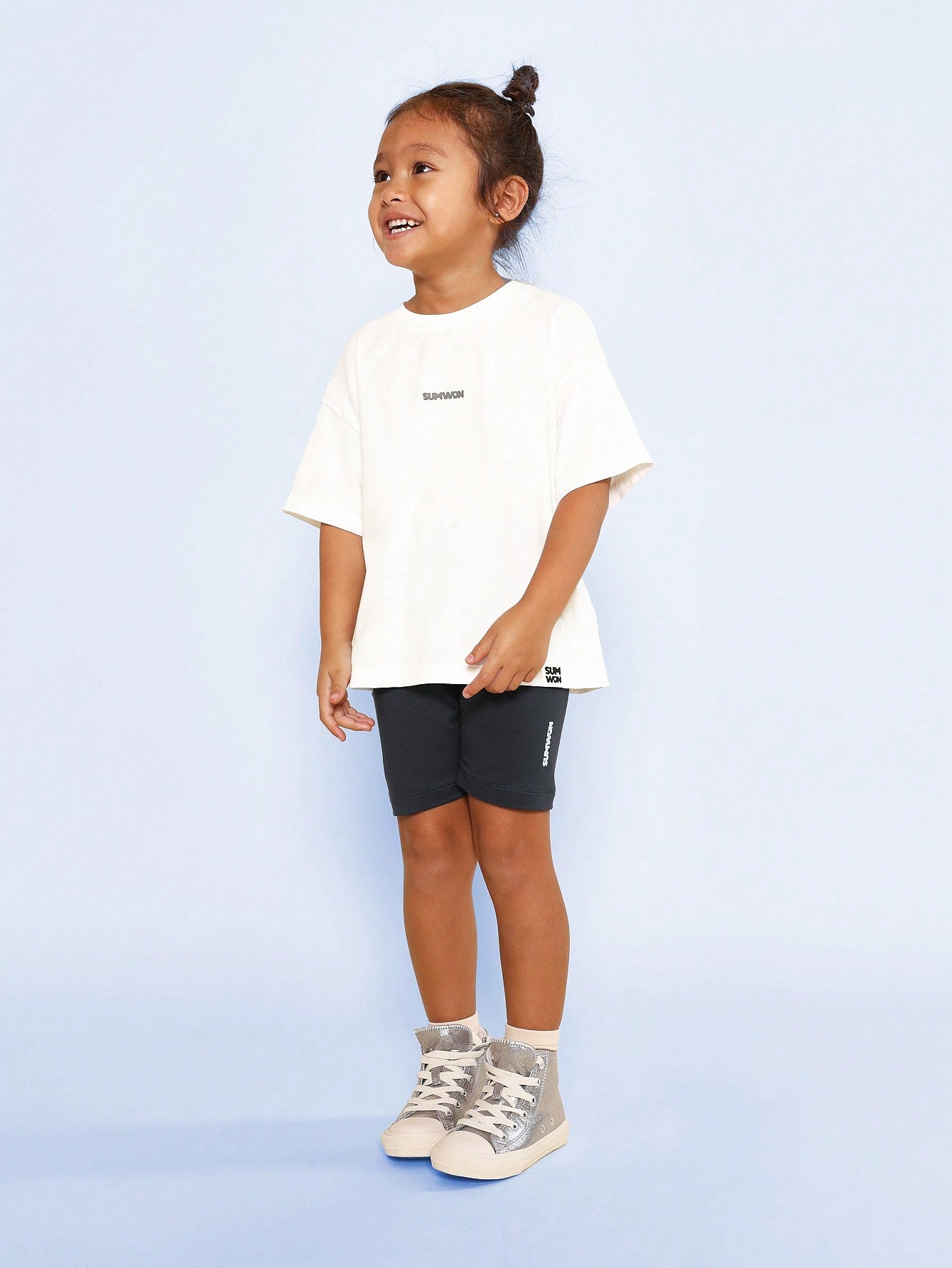 Young Girls Sporty Oversized T-Shirt And Cycle Short 2 Piece Set With Graphic Print