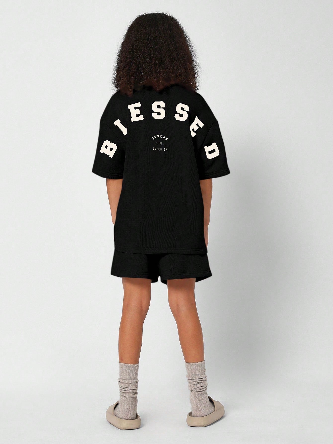 Tween Girls Oversized Tee With Back Print And SHort 2 Piece Set