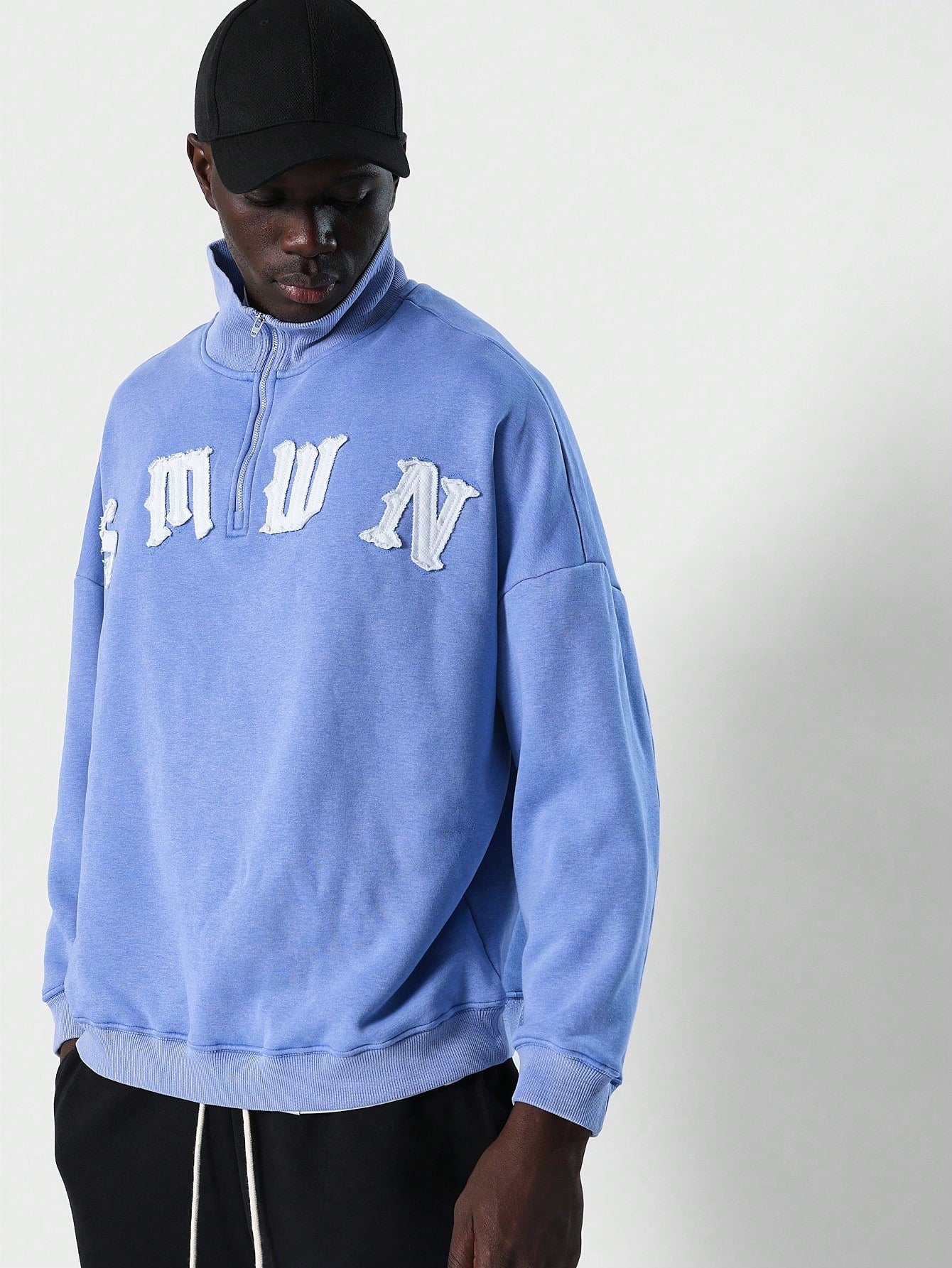 Premium Heavyweight Washed Funnel Neck Half Zip Sweatshirt With Contrast Applique Letter Print