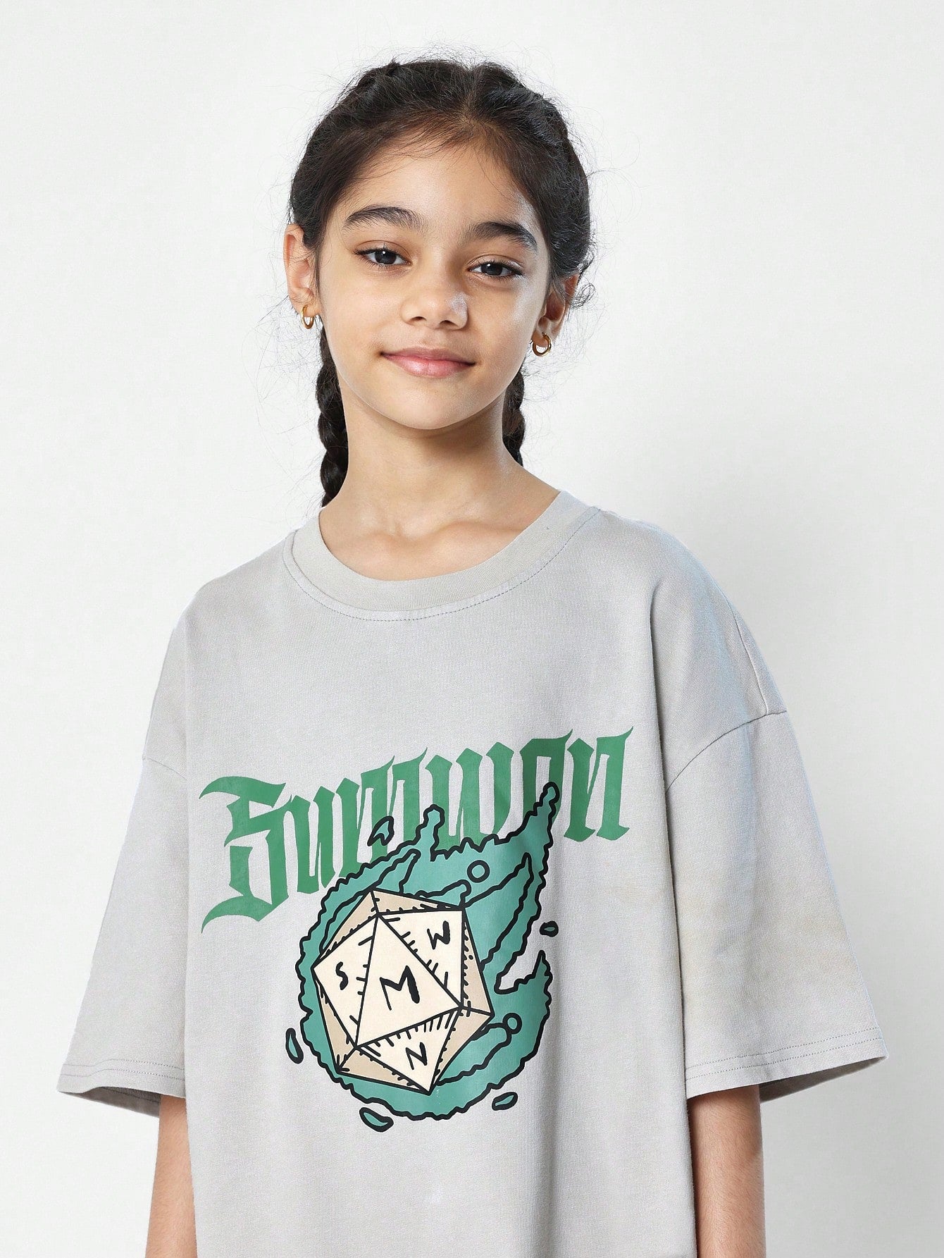 Tween Girls Washed Oversized Fit Drop Shoulder Tee With Graphic Print