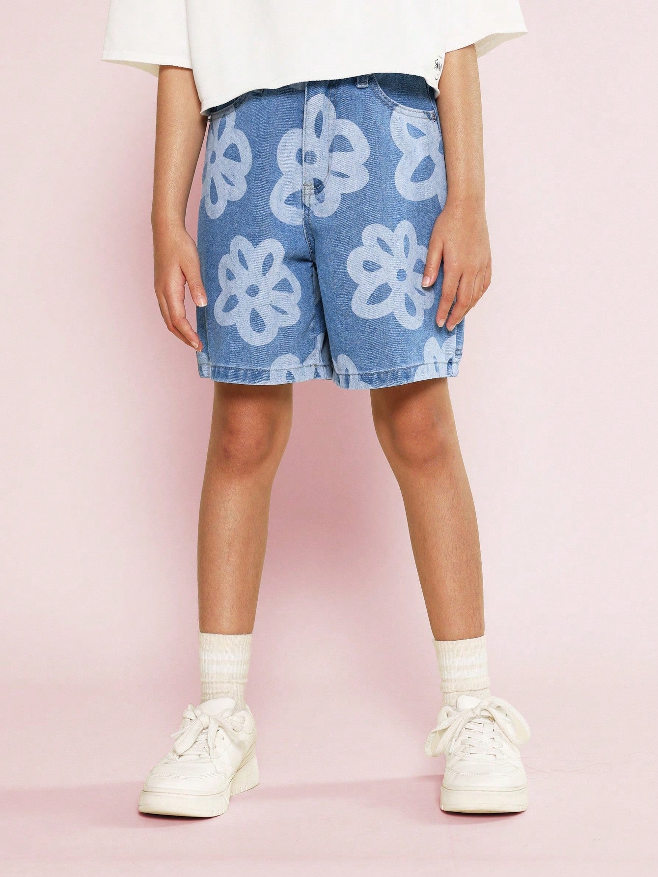 Tween Girls Denim Carpenter Short With Floral Print