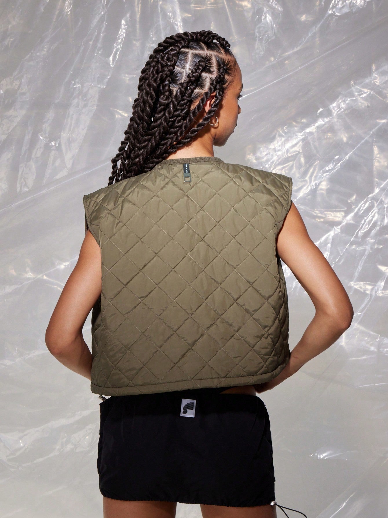 SUMWON WOMEN Shrunken Quilted Zip Through Gillet