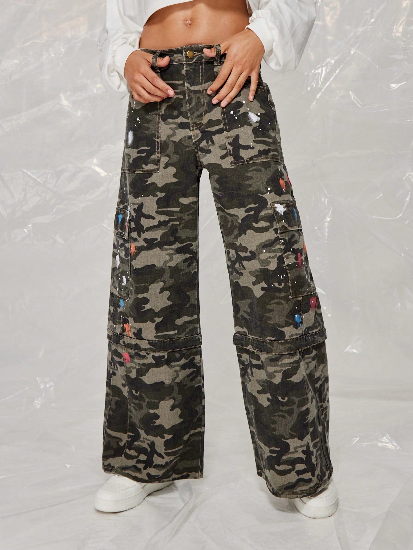 SUMWON WOMEN Wide Leg Cargo Utility Camo Pant With Detachable Leg Zip & Splatter Paint