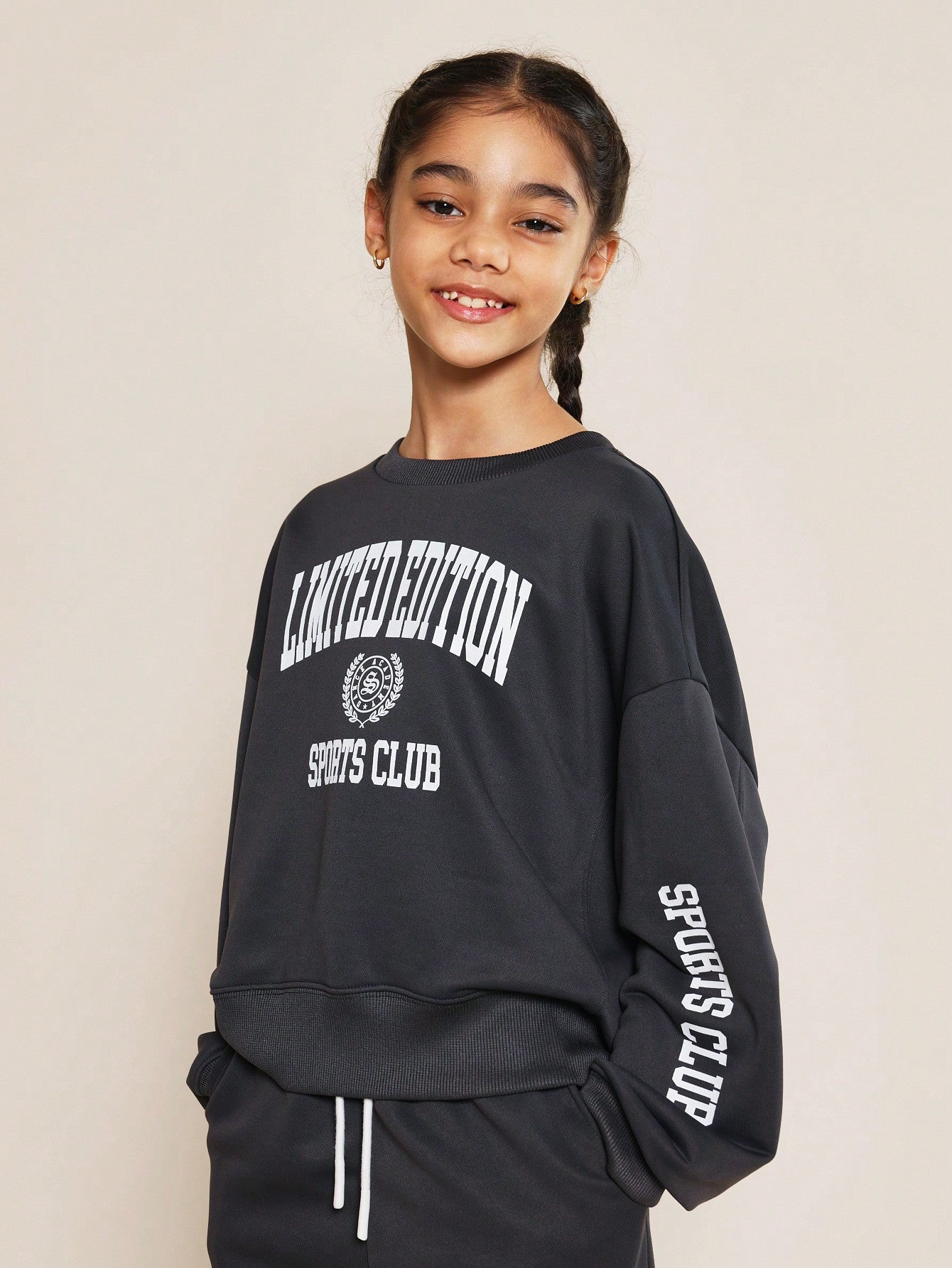 Tween Girls Crew Neck Drop Shoulder Sweatshirt With Limited Edition Gr