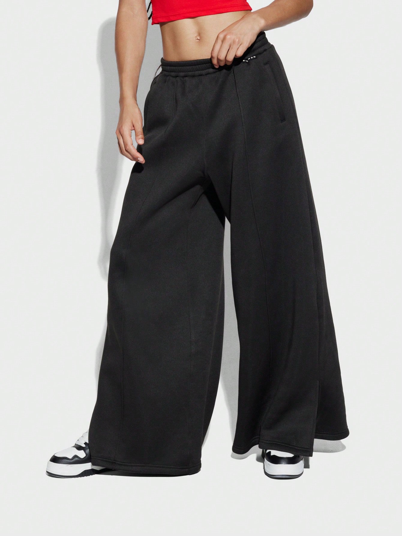 SUMWON WOMEN Wide Leg Super Baggy Sweatpants With Side Split