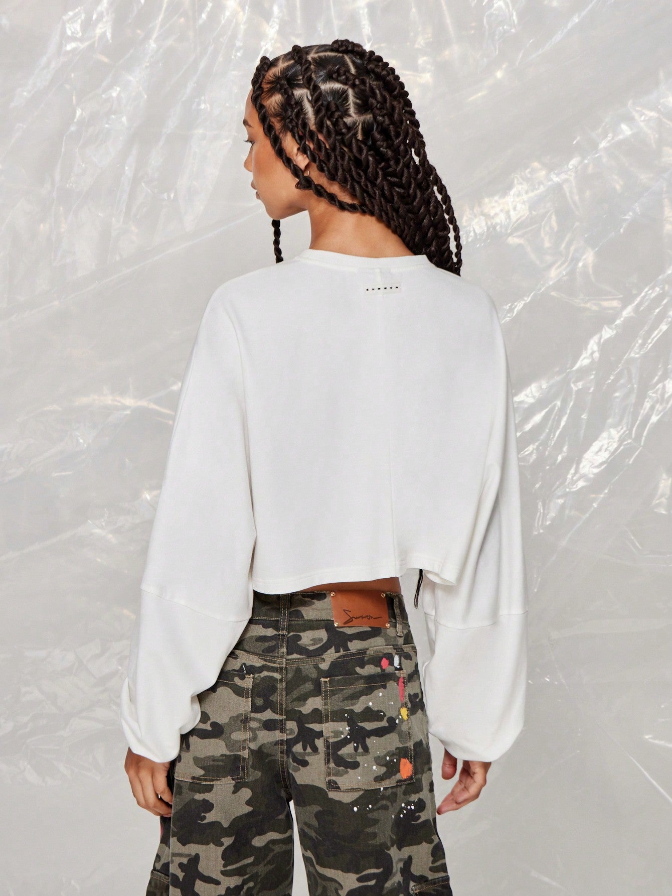 SUMWON WOMEN Long Sleeves Crop Tee With Front Camo Applique Detail