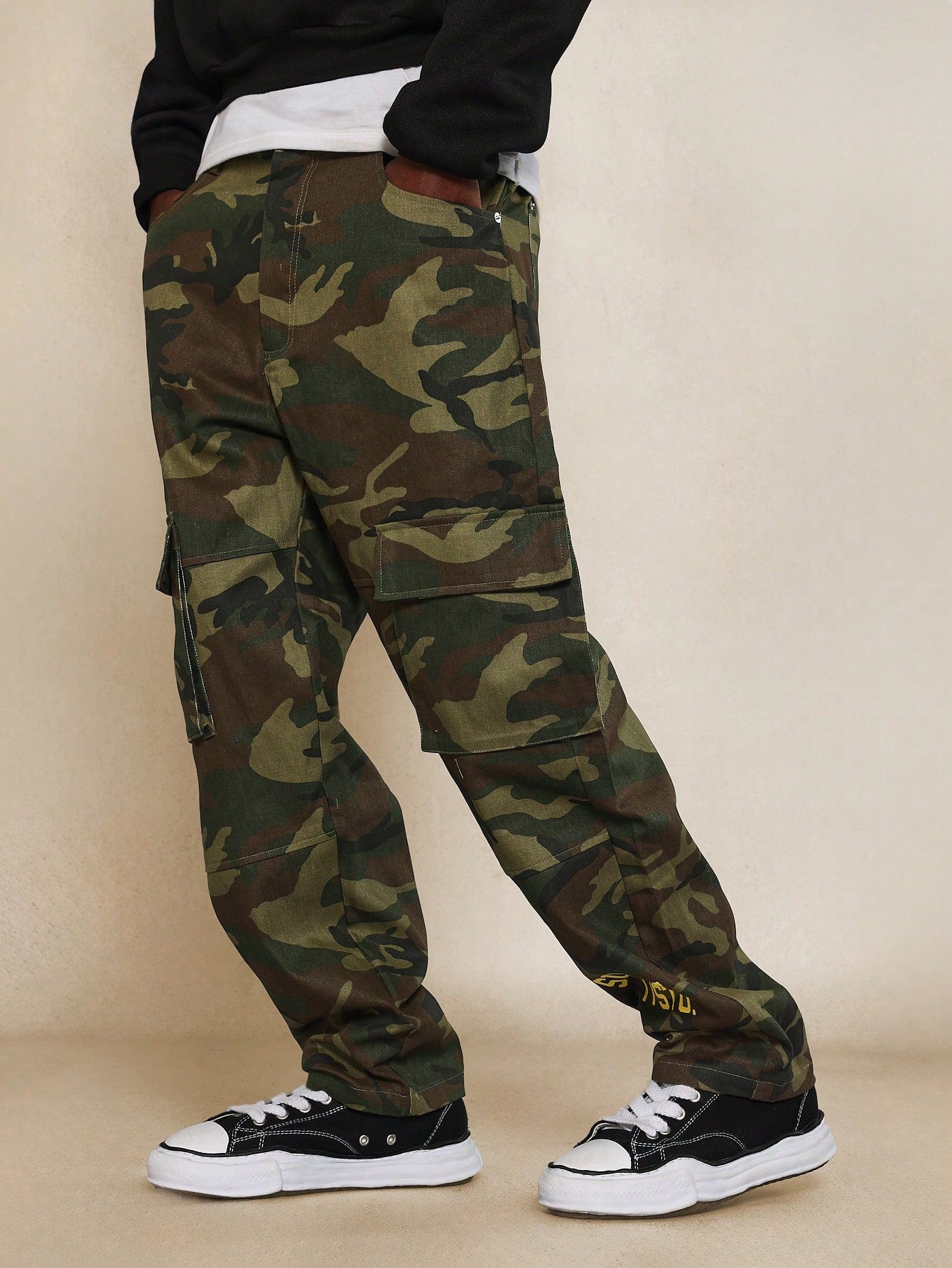 Camo Cargo Pant With Letter Graphic Print