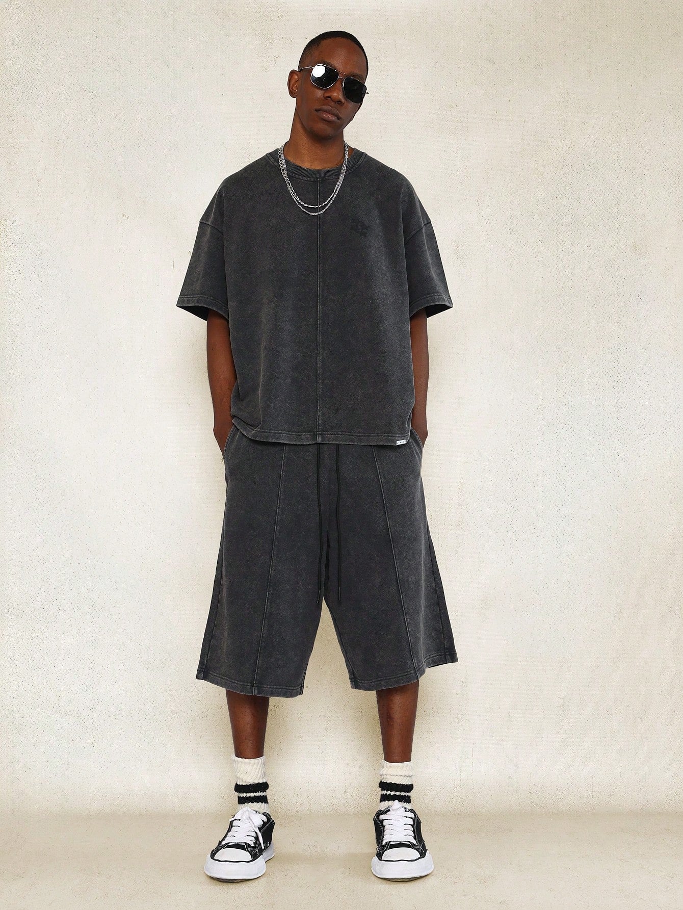 Washed Tee And Jort With Front & Back Seam Detail 2 Piece Set