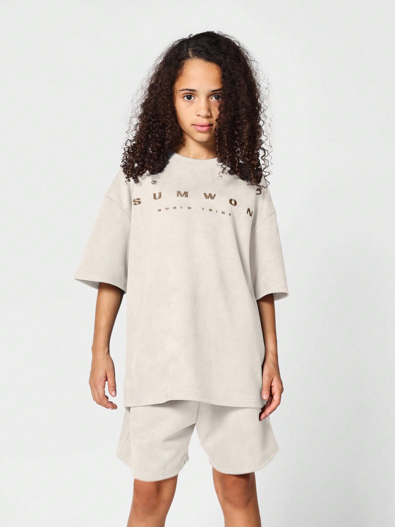 Tween Girls Oversized Fit Tee And Drop Crotch Short With Embroidered Print 2 Piece Set