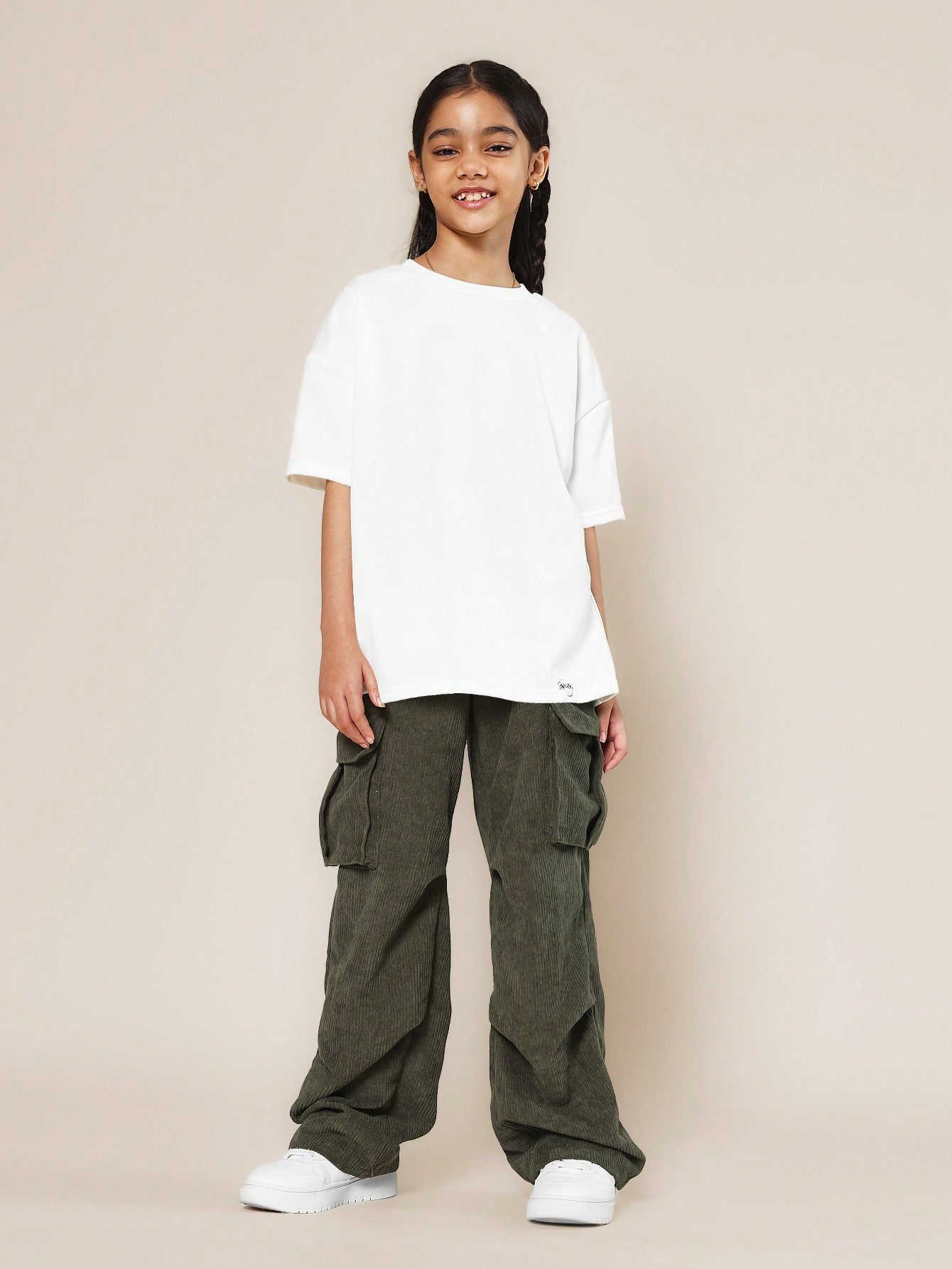 Tween Girls Tee And Corduroy Cargo Pant 2 Piece Set