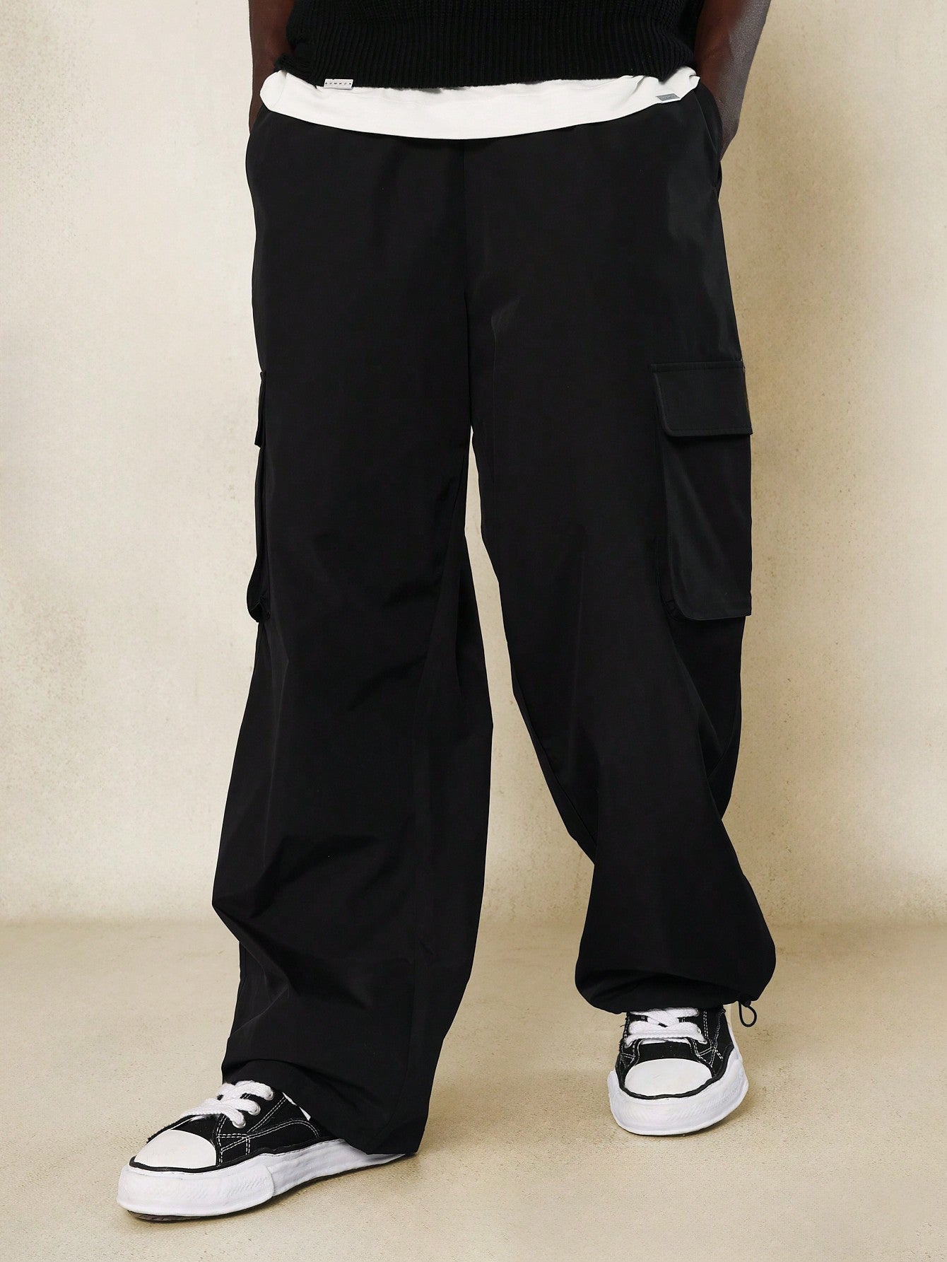 Loose Fit Nylon Cargo Pant