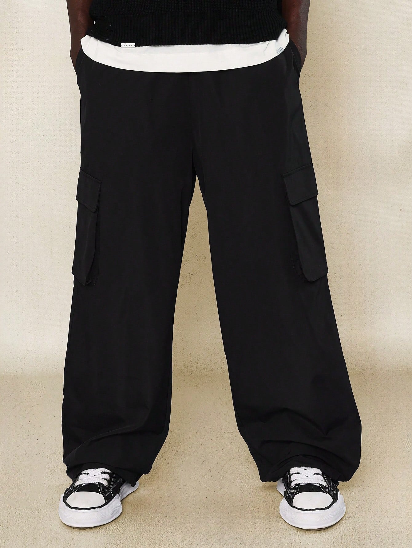 Loose Fit Nylon Cargo Pant