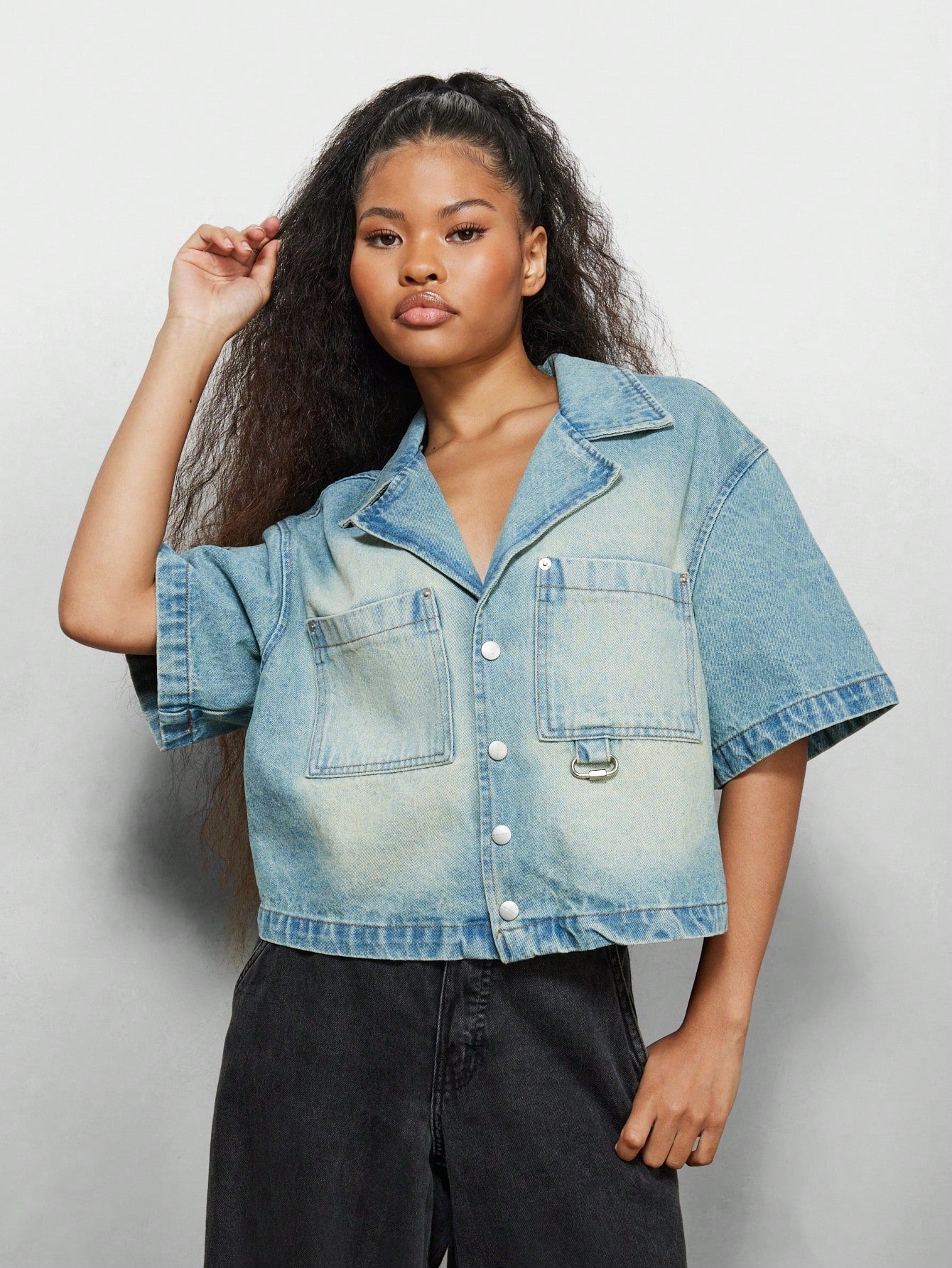 SUMWON WOMEN Wased Boxy Denim Shirt With Back Embroidery Print