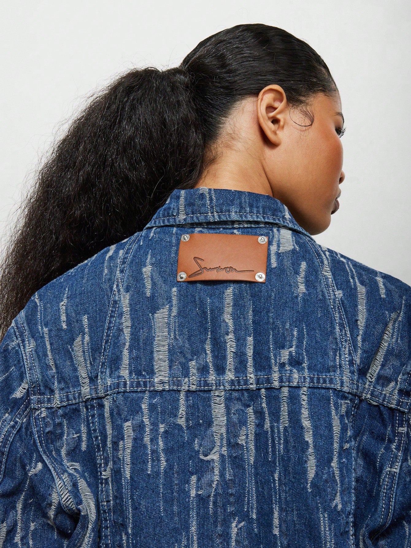 SUMWON WOMEN Distressed Denim Jacket With Branded PU Denim Badge