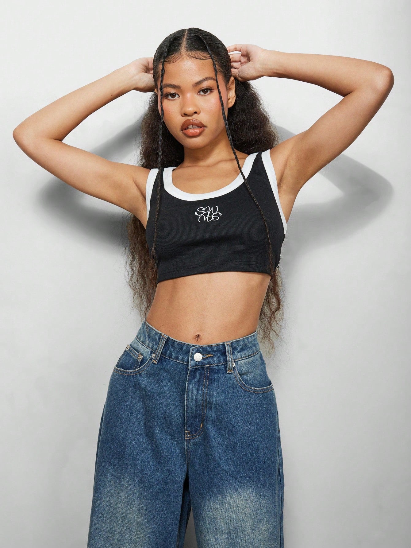 SUMWON WOMEN Crop Tank Top With Contrast Trim & Small Embroidery Print