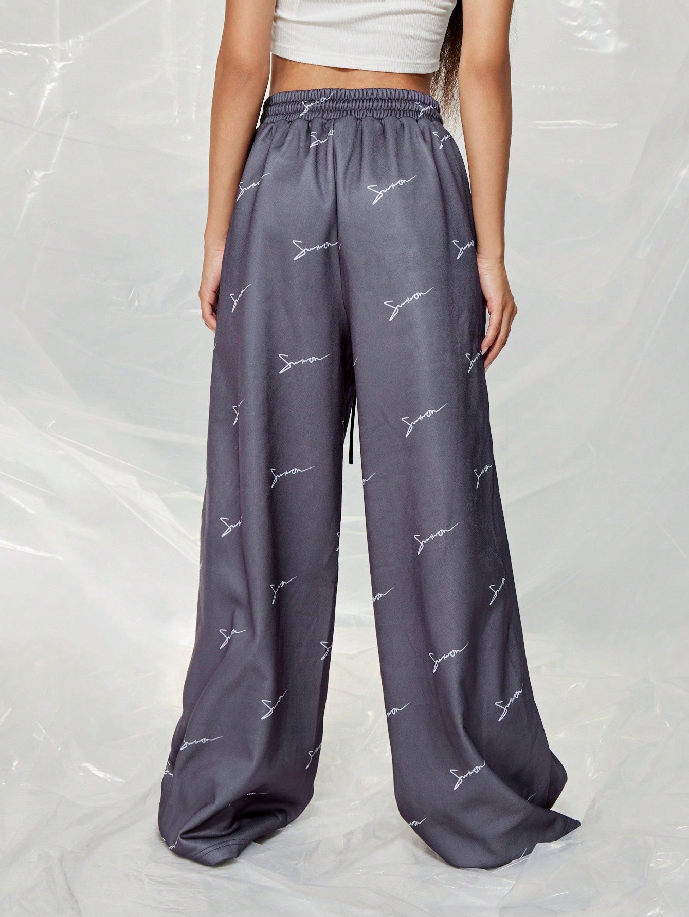 SUMWON WOMEN Wide Leg Logo Printed Sweatpants