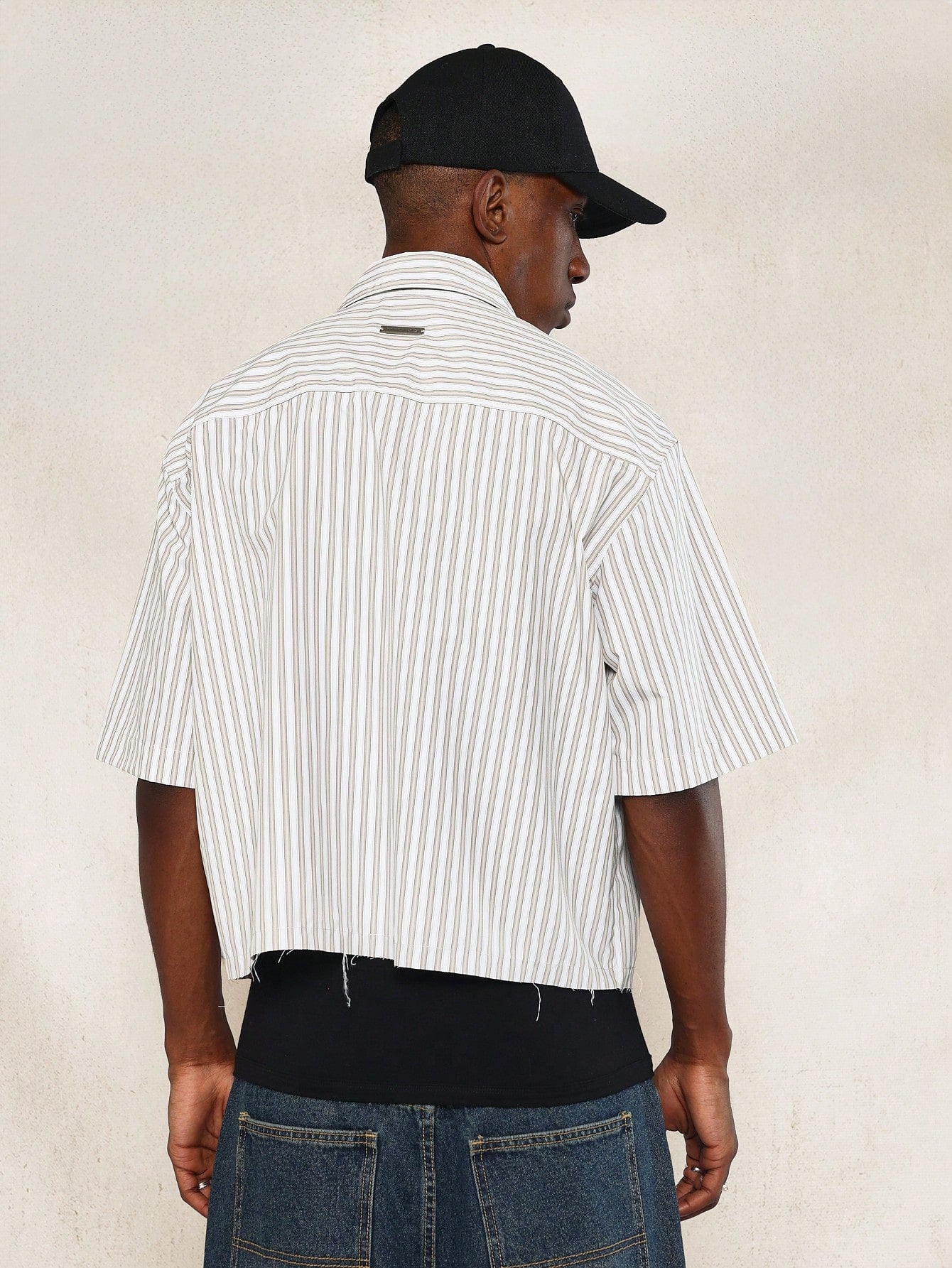 Crop Fit Raw Edge Stripe Shirt