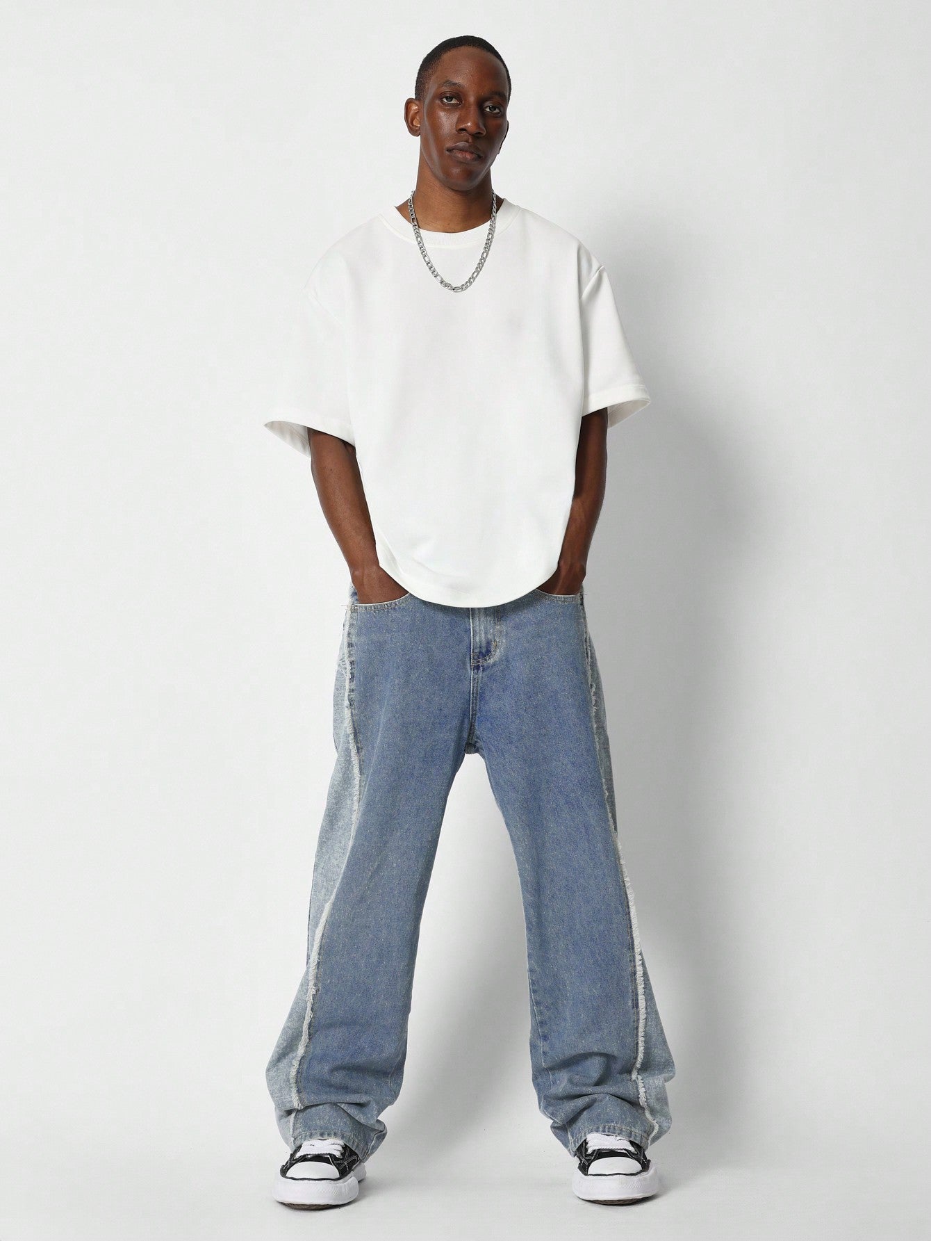 Super Oversized Fit Raw Edge Side Panel Jean