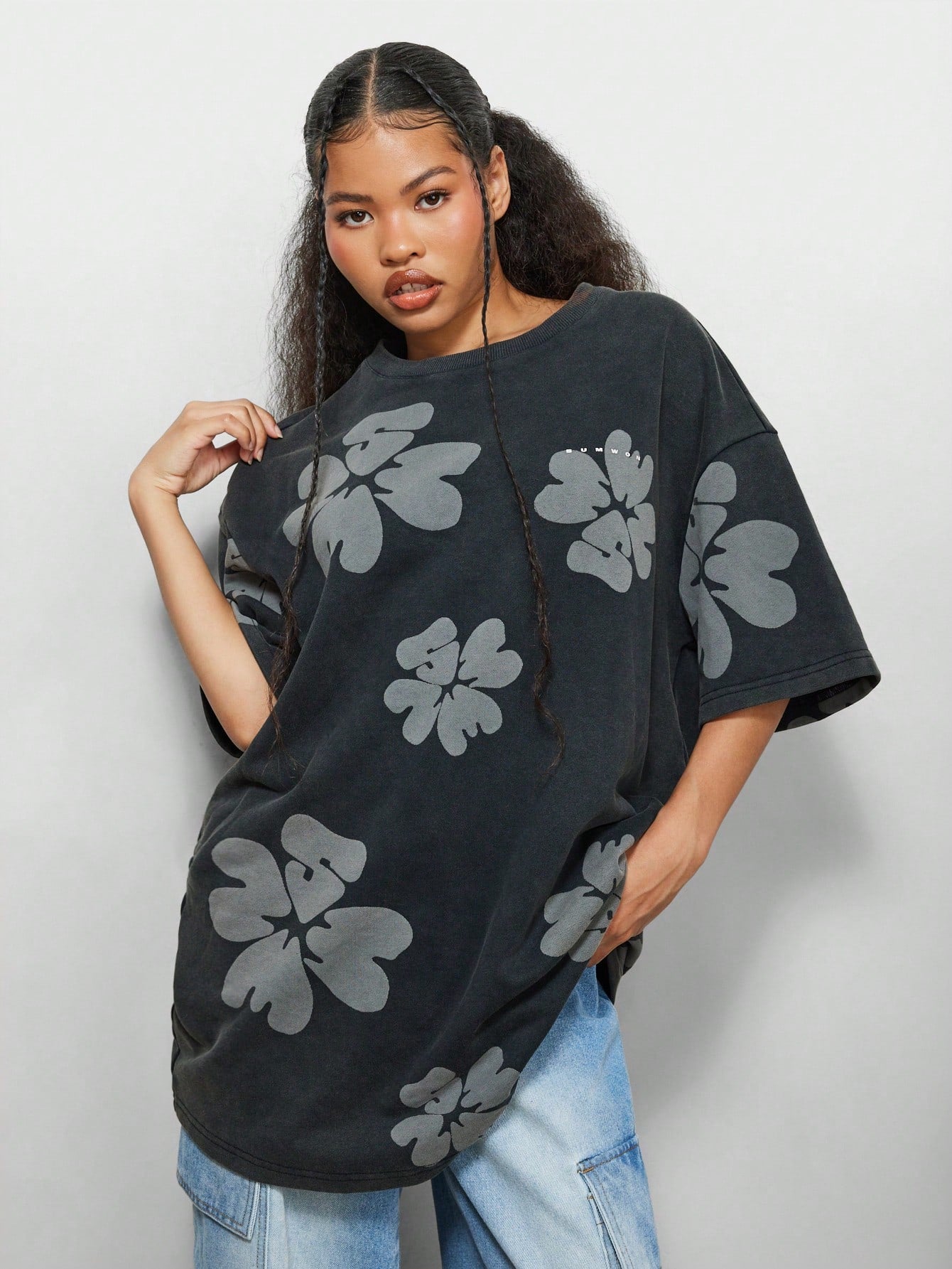 SUMWON WOMEN Washed Oversized Tee Dress With Floral Ghosted All Over Print & Small Letter Graphic Print