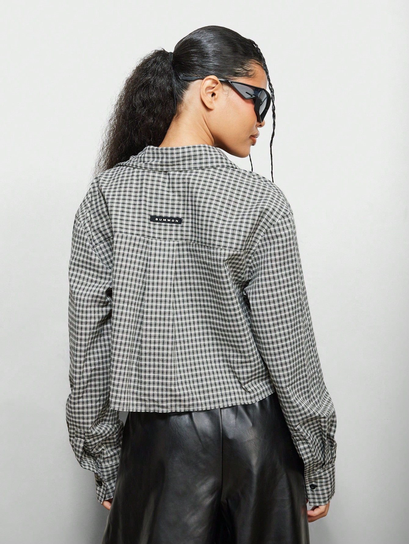 SUMWON WOMEN Cropped Check Shirt