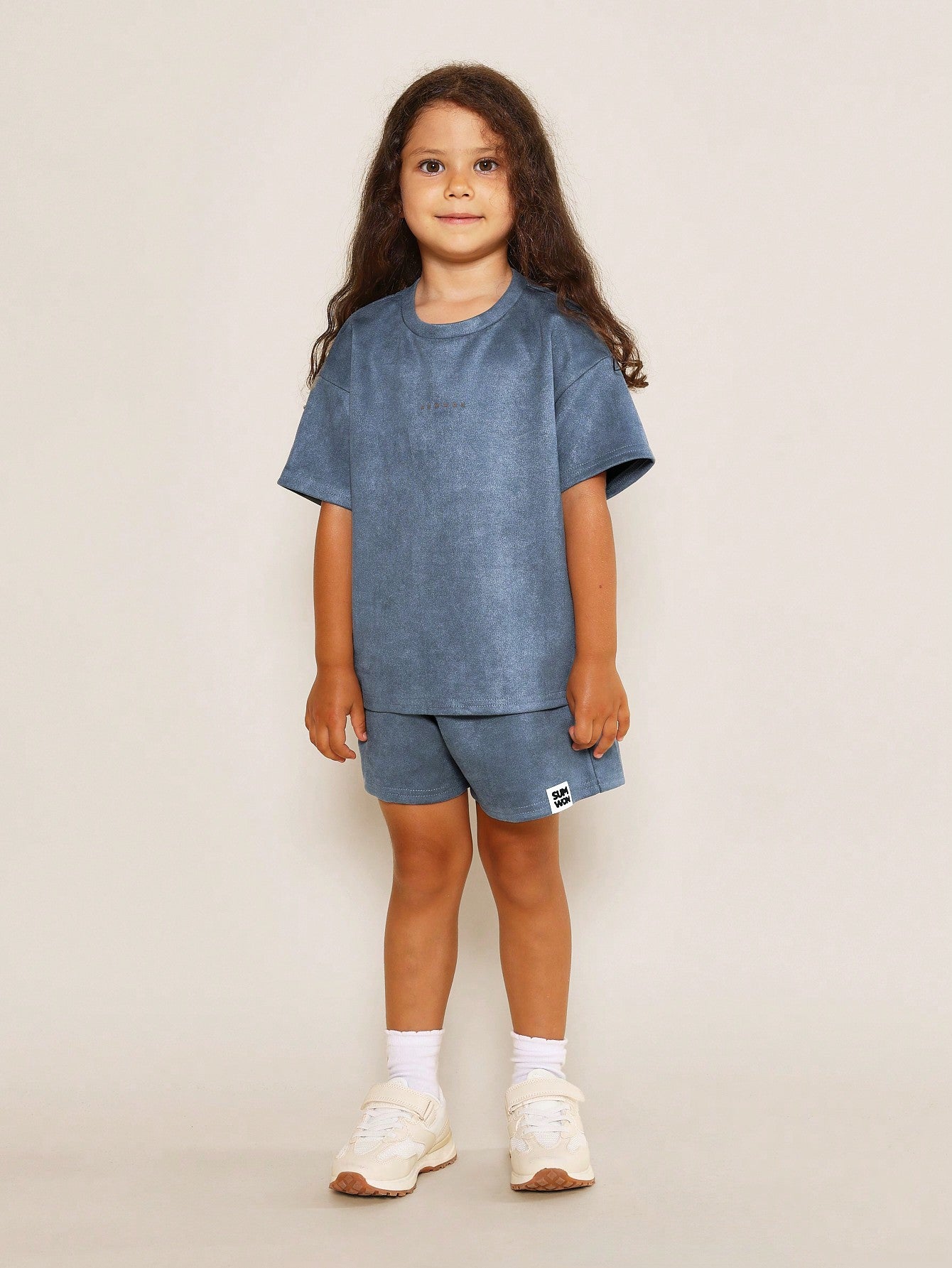 Young Girls Premium Suedette Oversized T-Shirt And Short 2 Piece Set With Logo Graphic Print