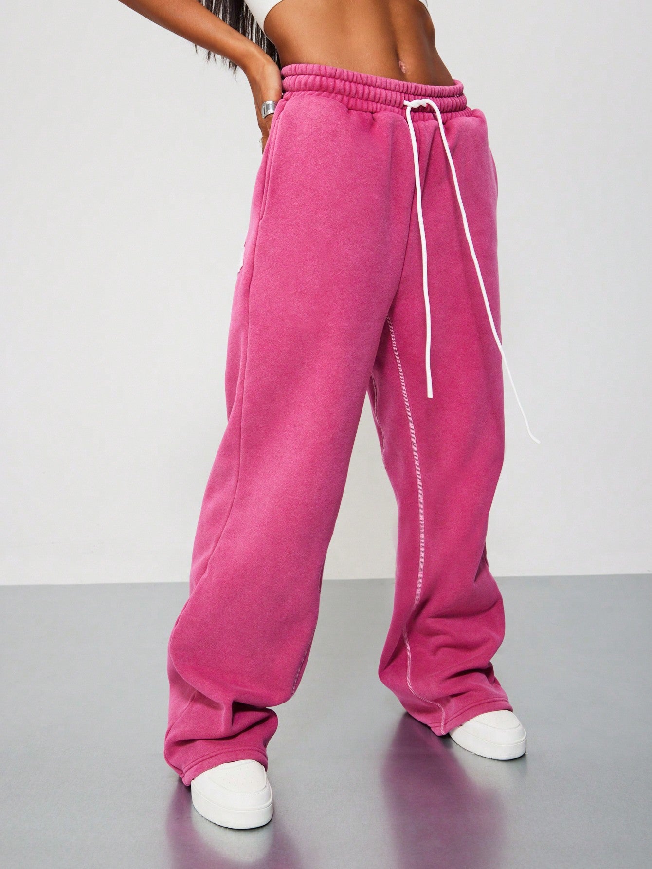 SUMWON WOMEN Wide Leg Washed Sweatpants With Back Applique Design