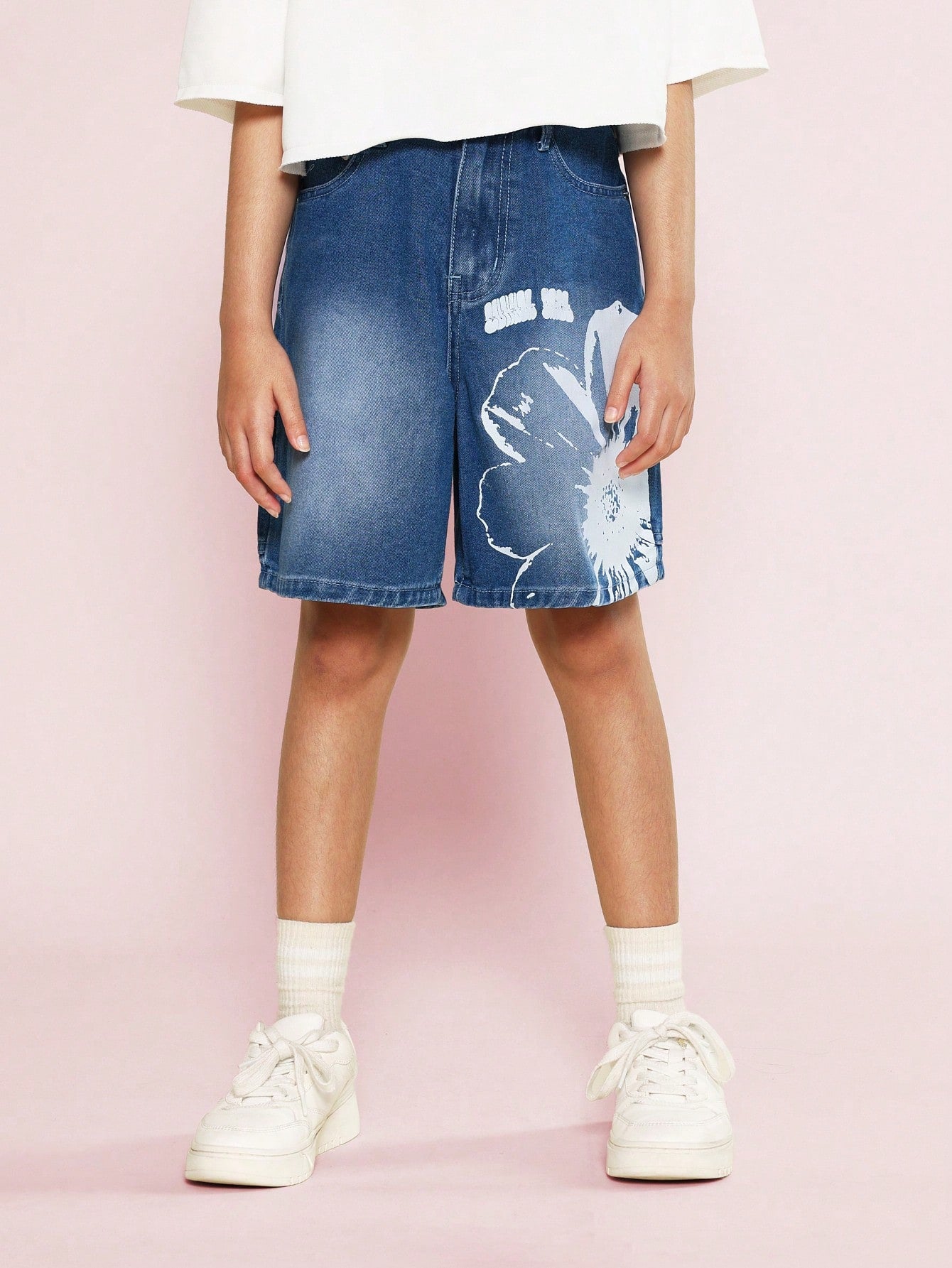 Tween Girls Carpenter Denim Short With Floral Graphic Print