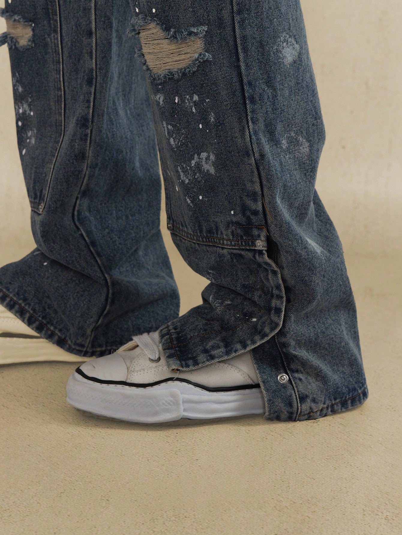 Straight Fit Distressed Denim Carpenter Jean With Splatter Paint & Side Snap Split