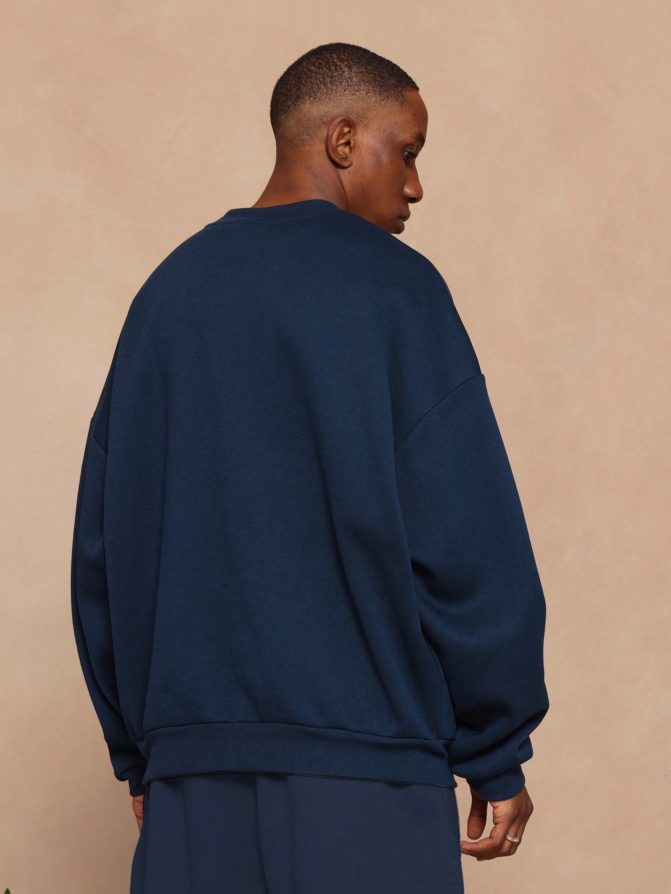 Oversized Fit Heavyweight Essential Sweatshirt With Side Pocket