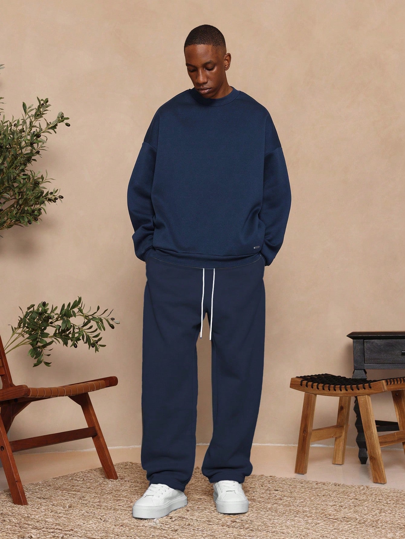 Oversized Fit Heavyweight Essential Sweatshirt With Side Pocket