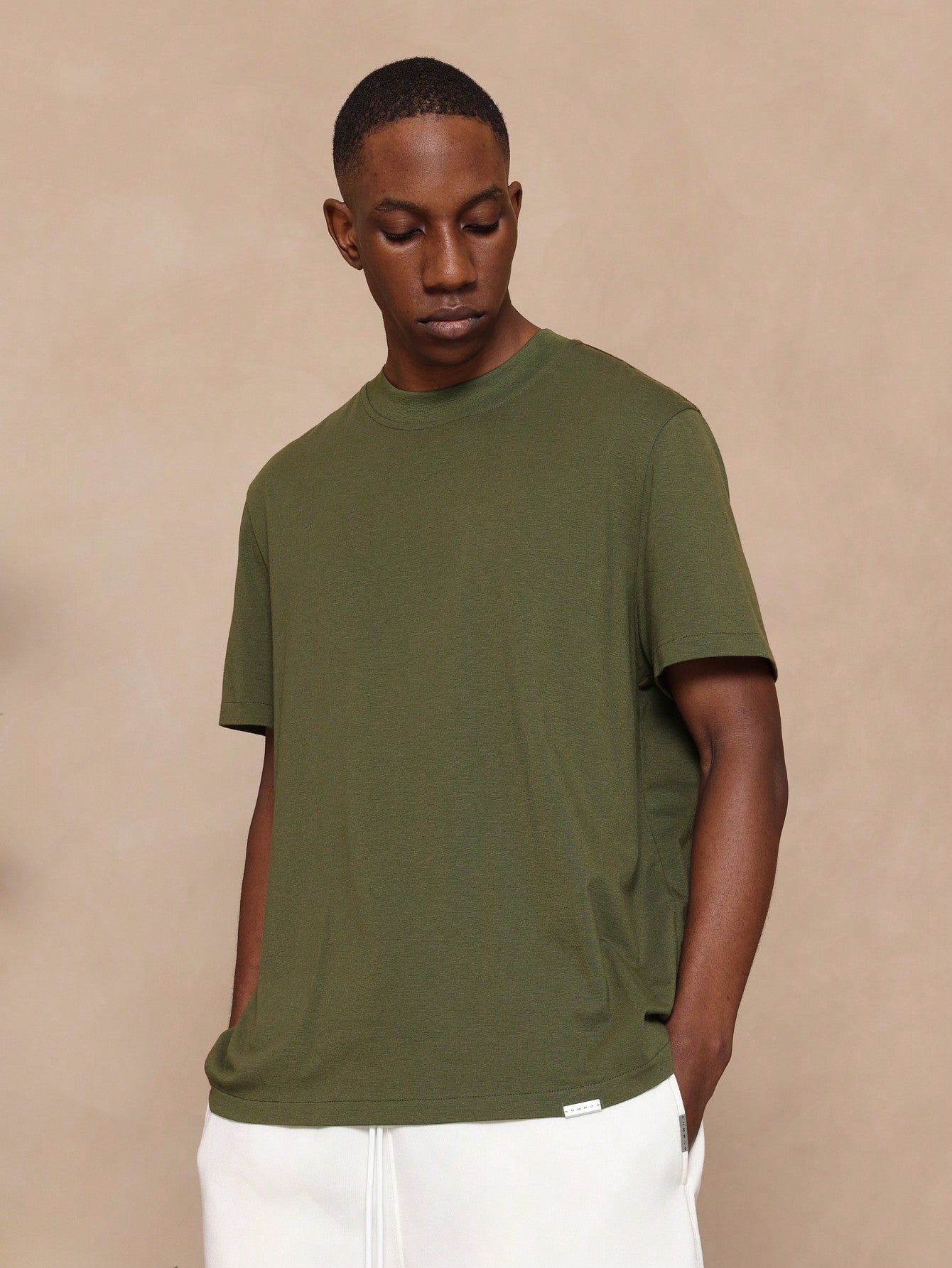 Regular Fit Short Sleeve Essential Tee