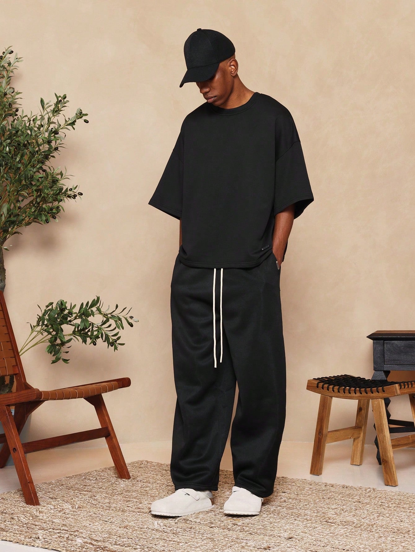 Oversized Fit Three Quarter Sleeve Essential Tee