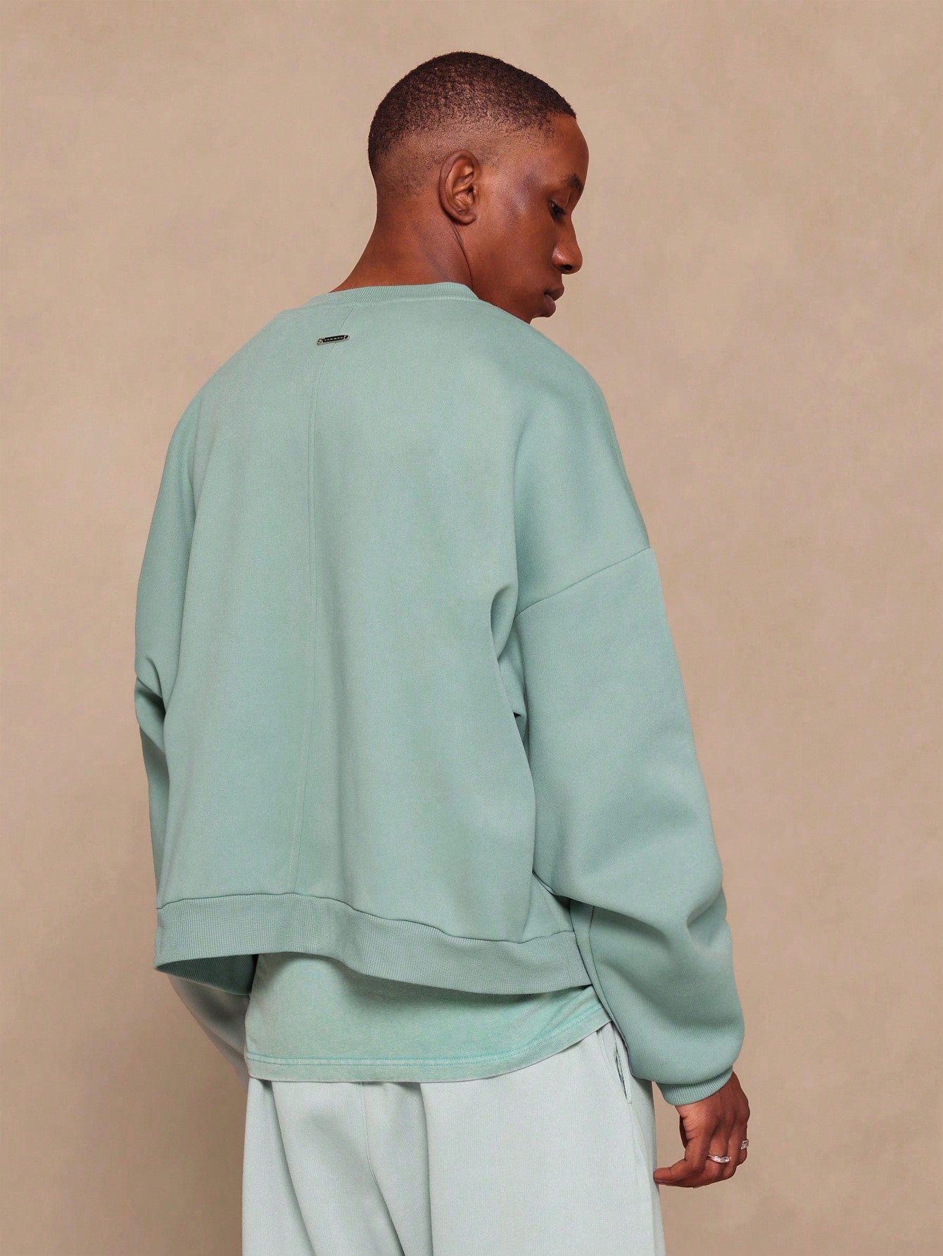 Boxy Fit Heavyweight Essential Sweatshirt