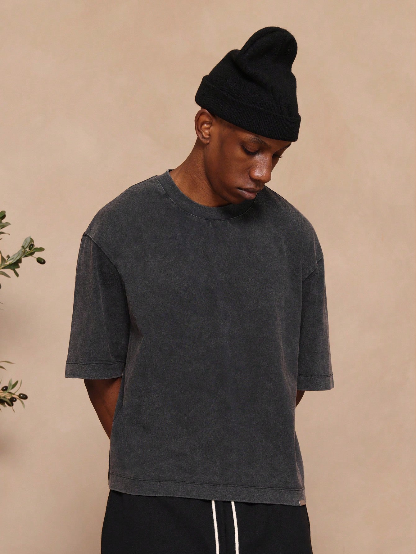 Crop Fit Washed Super Premium Heavyweight Essential Tee