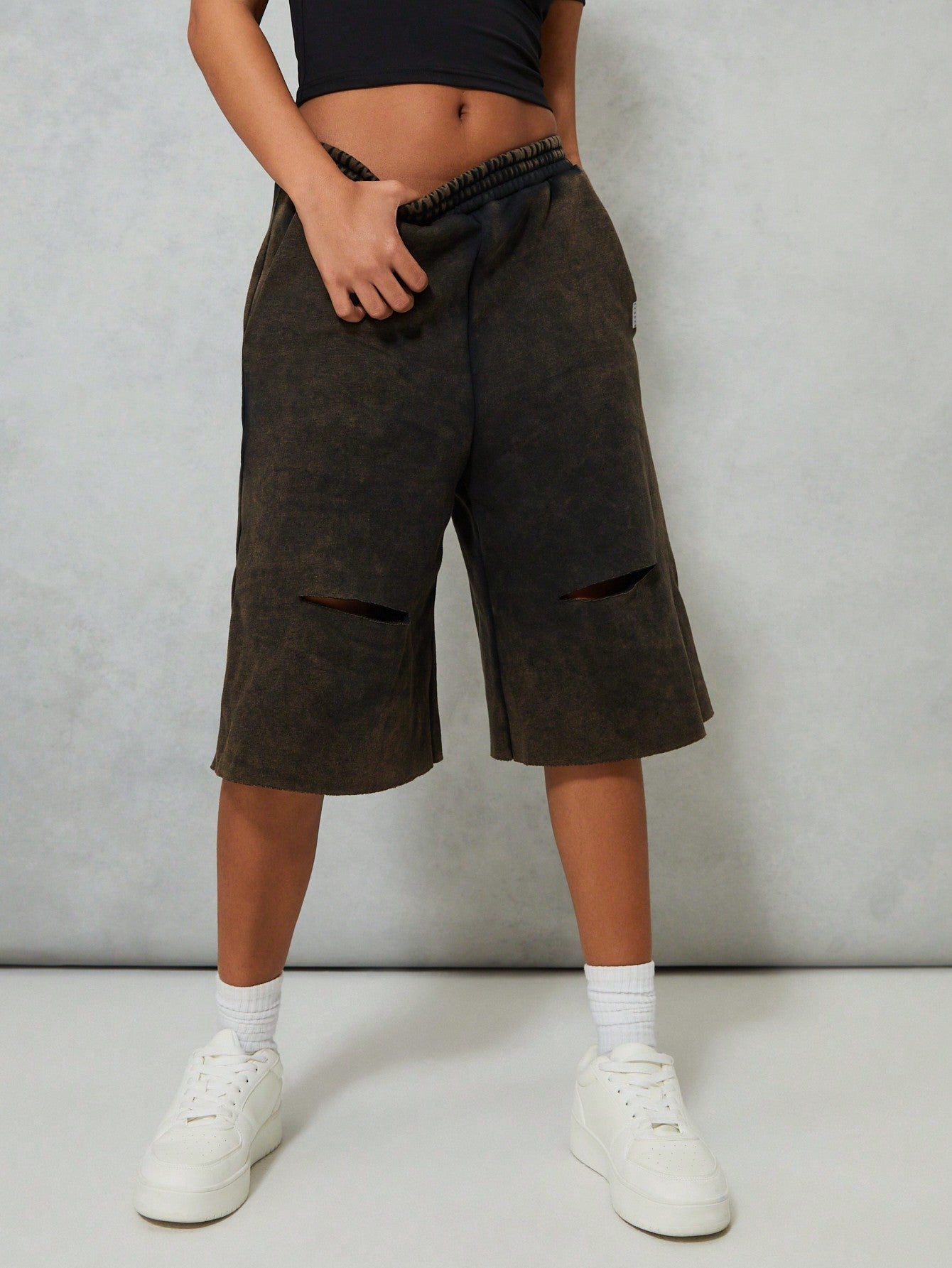 SUMWON WOMEN Washed Ripped Pull-On Bermuda Shorts