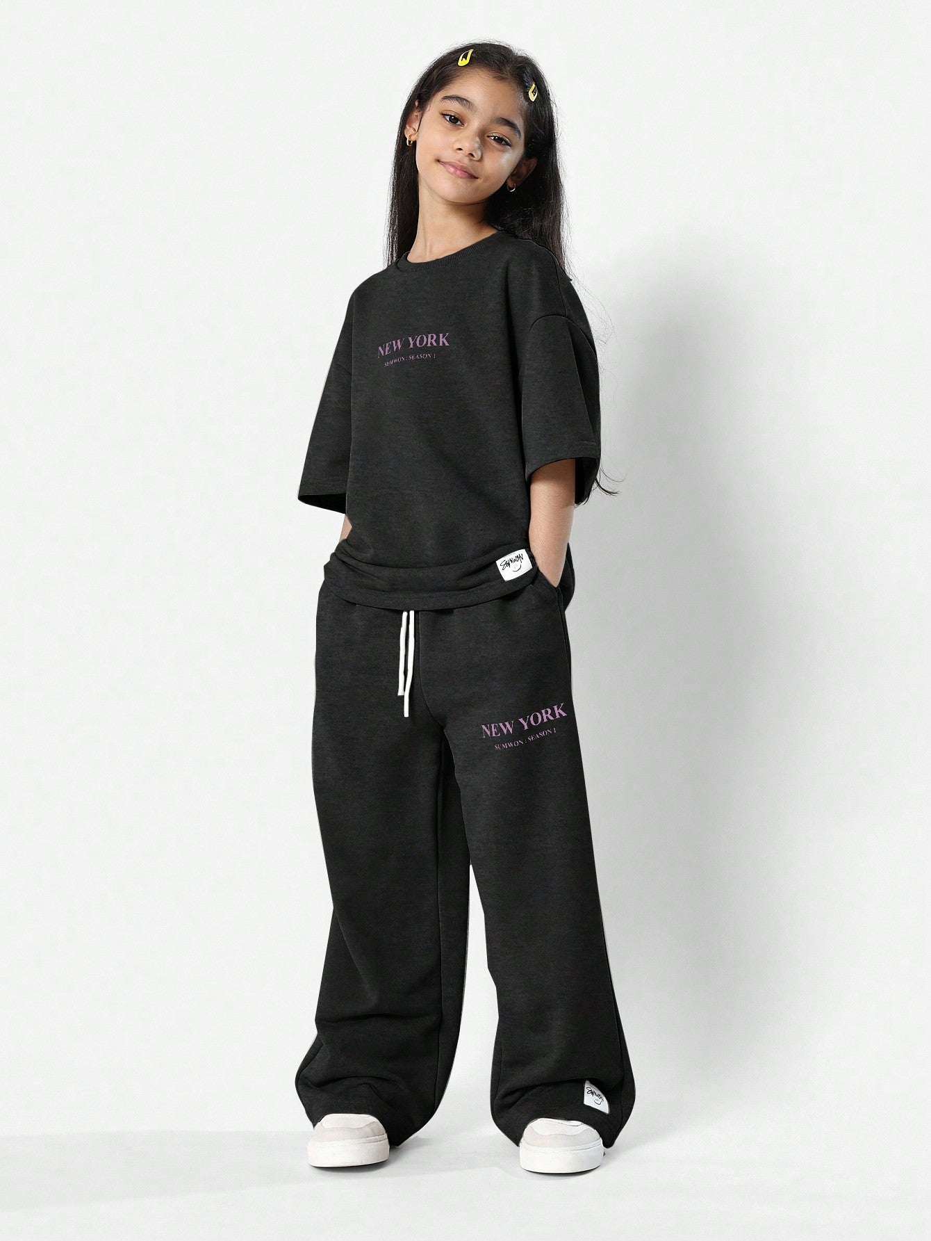 Tween Girls Everyday Oversized Tee And Loose Fit Jogger With New York Graphic Print 2 Piece Set